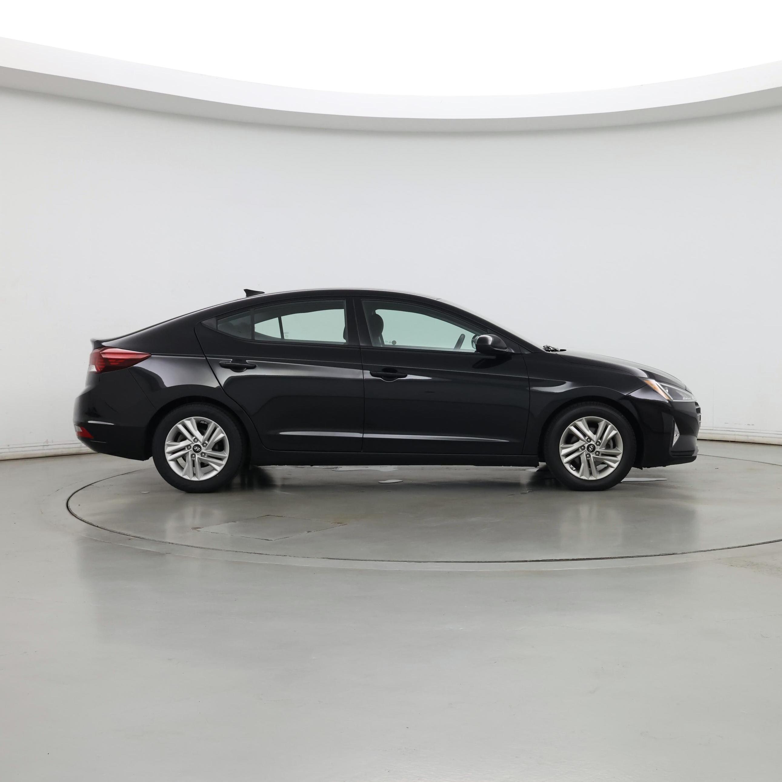 Thumbnail: 2020 Hyundai Elantra - 7
