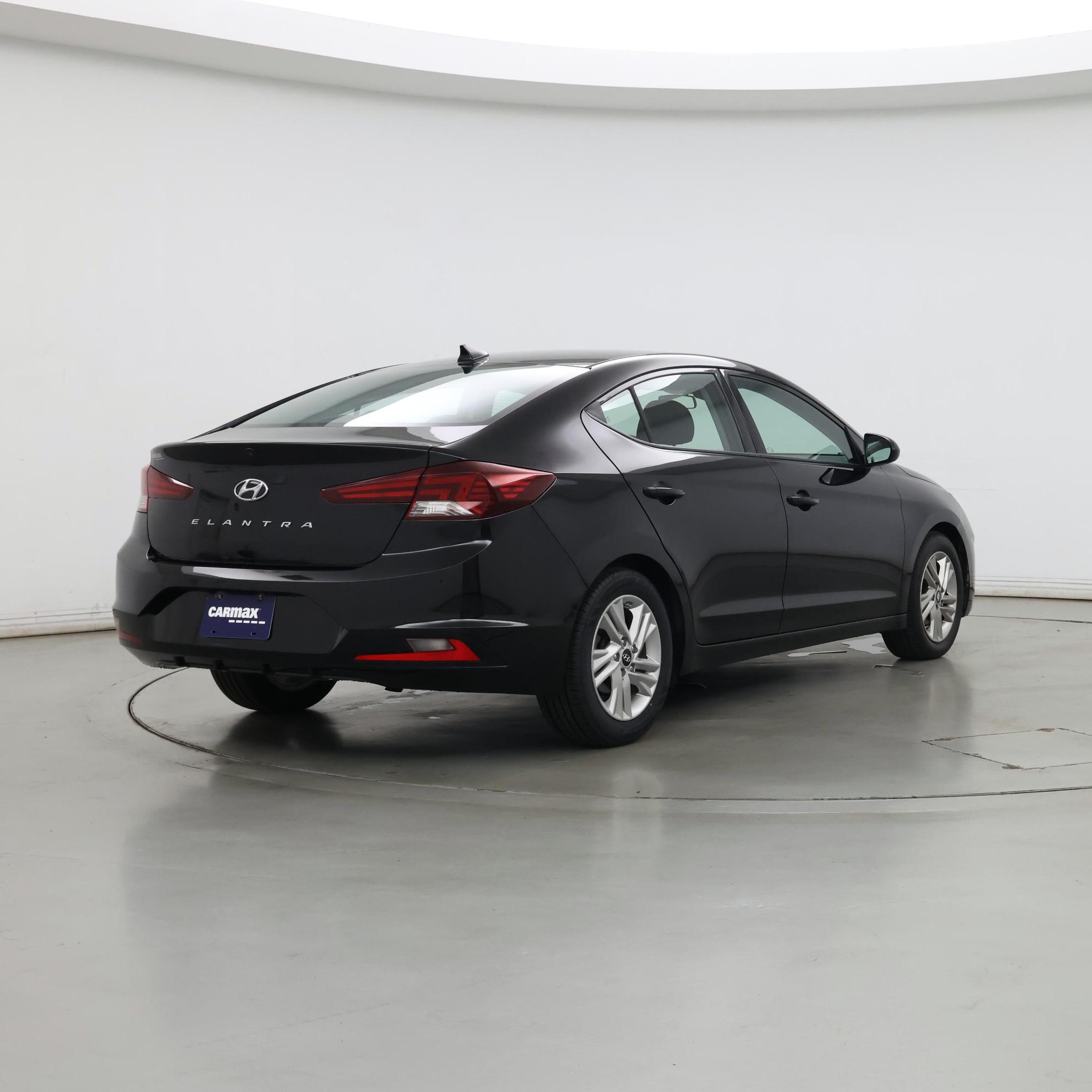 Thumbnail: 2020 Hyundai Elantra - 8