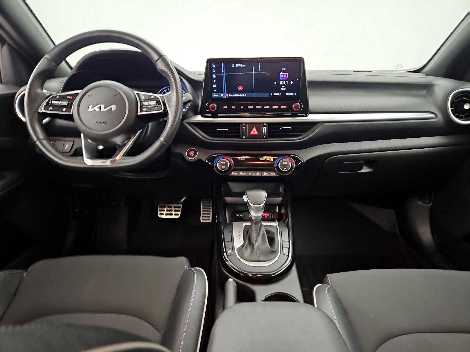Thumbnail: 2023 Kia Forte - 9