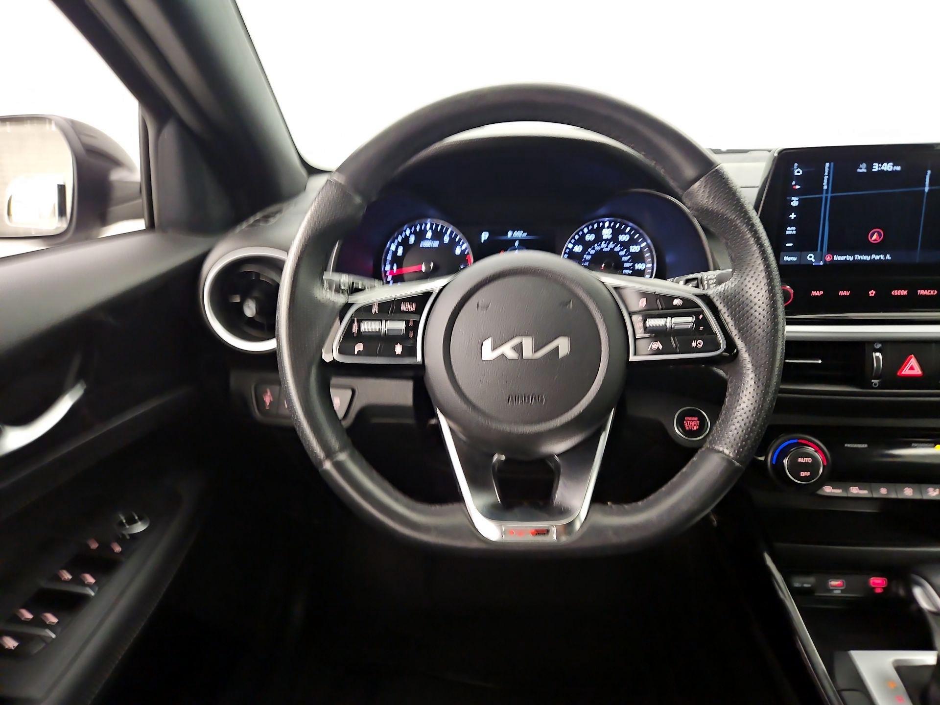 Thumbnail: 2023 Kia Forte - 10