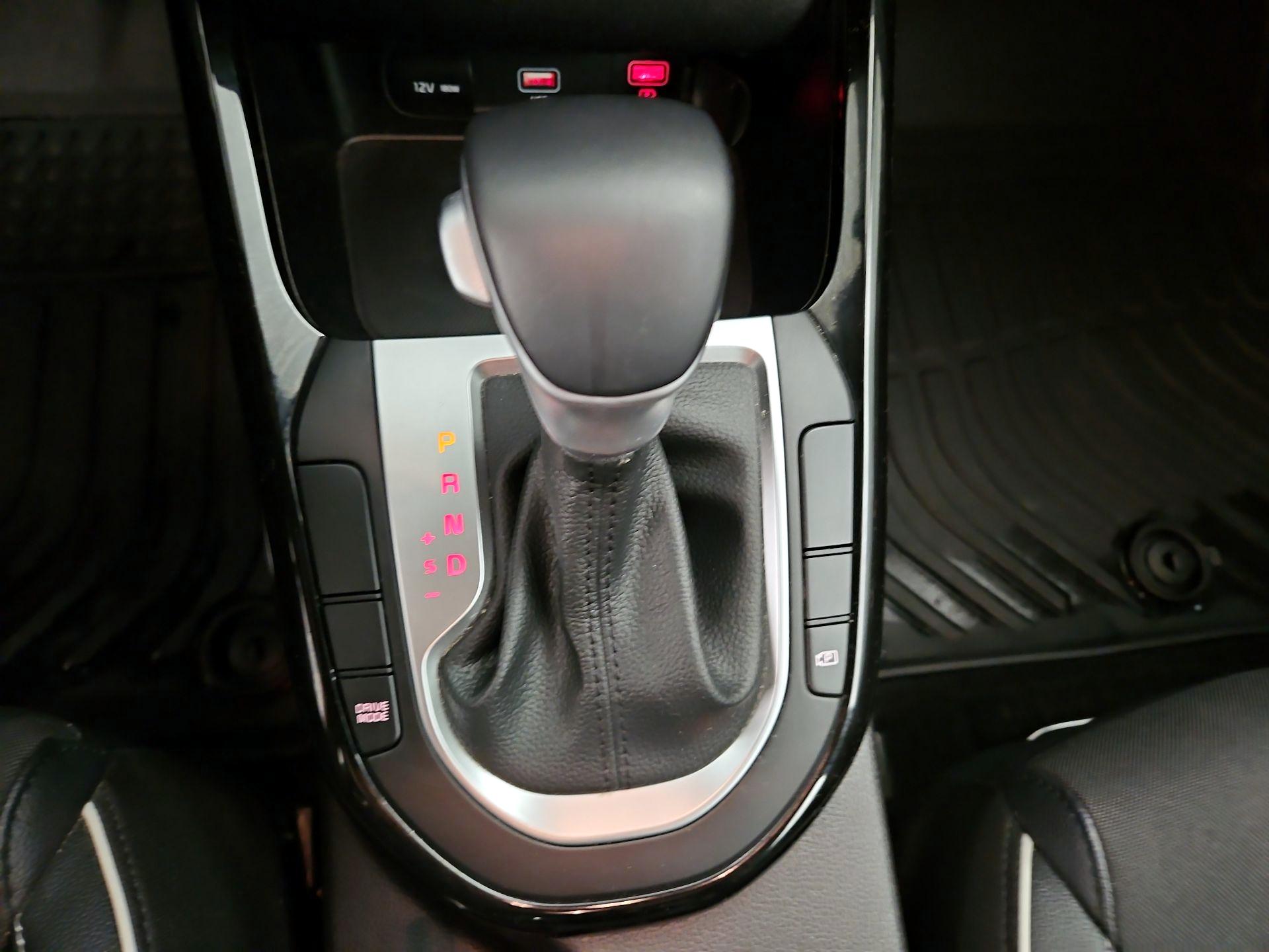 Thumbnail: 2023 Kia Forte - 18