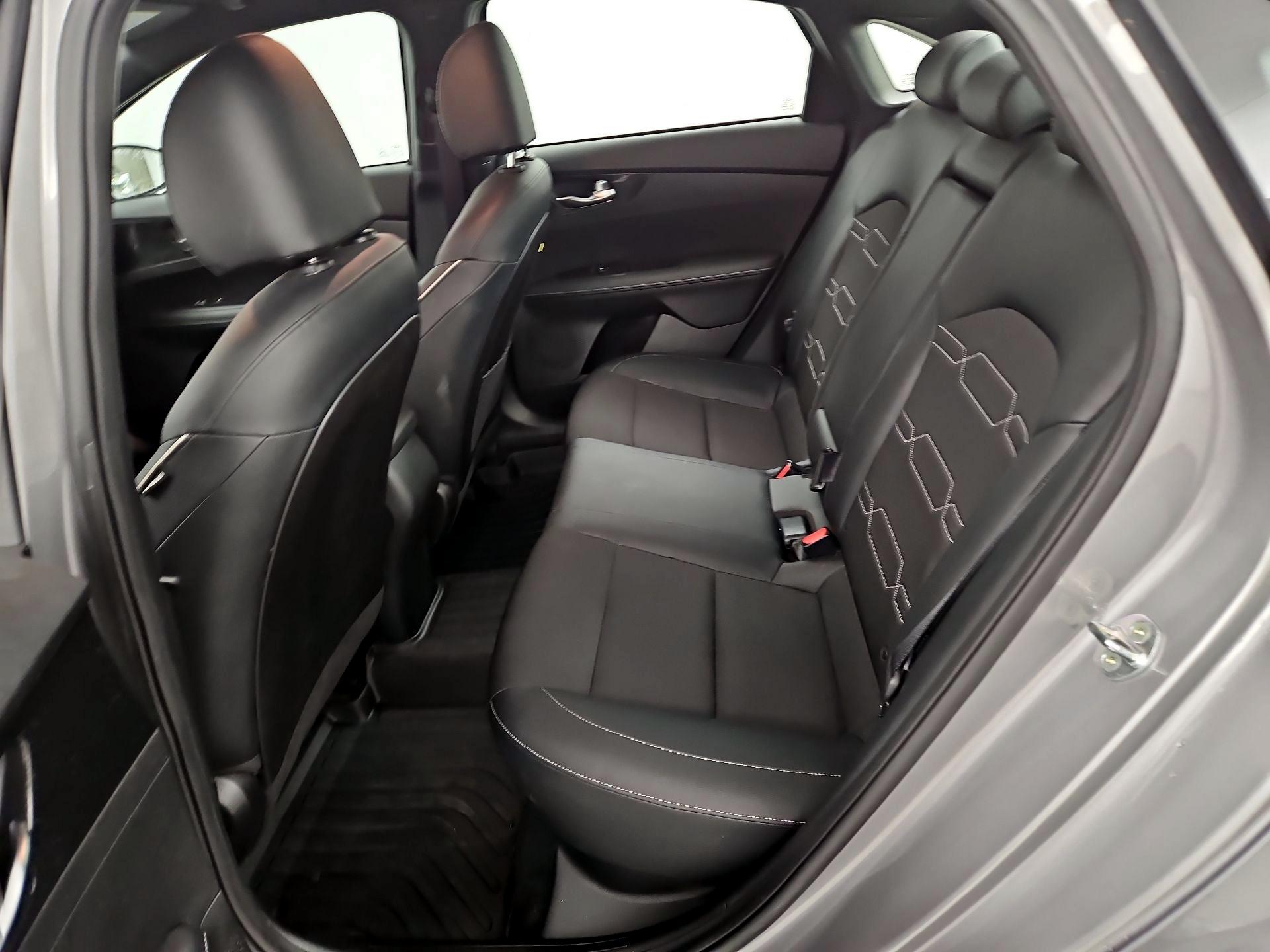 Thumbnail: 2023 Kia Forte - 20