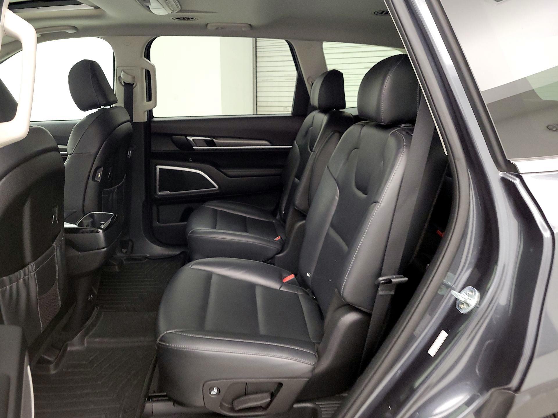 Thumbnail: 2020 Kia Telluride - 20
