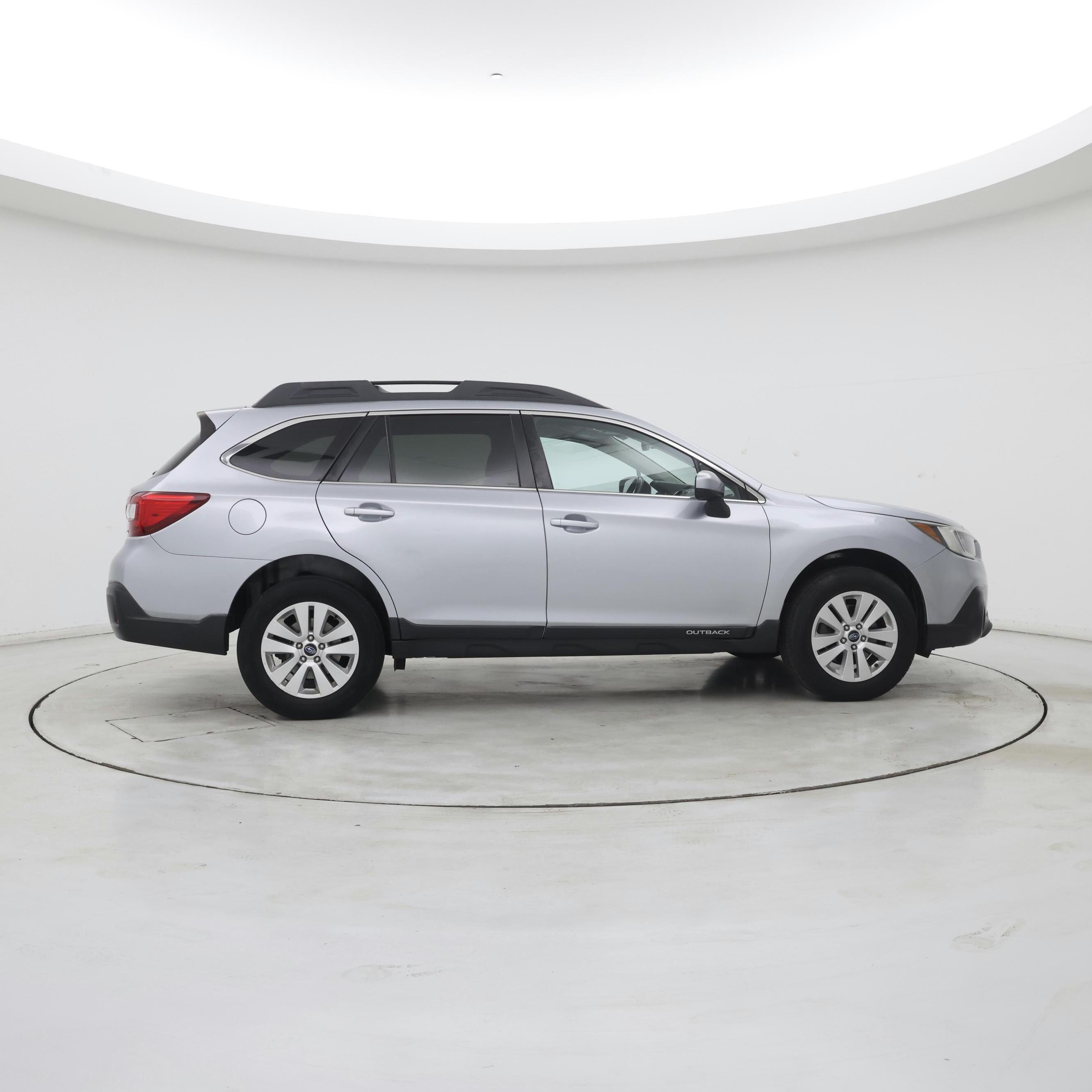 Thumbnail: 2018 Subaru Outback - 7