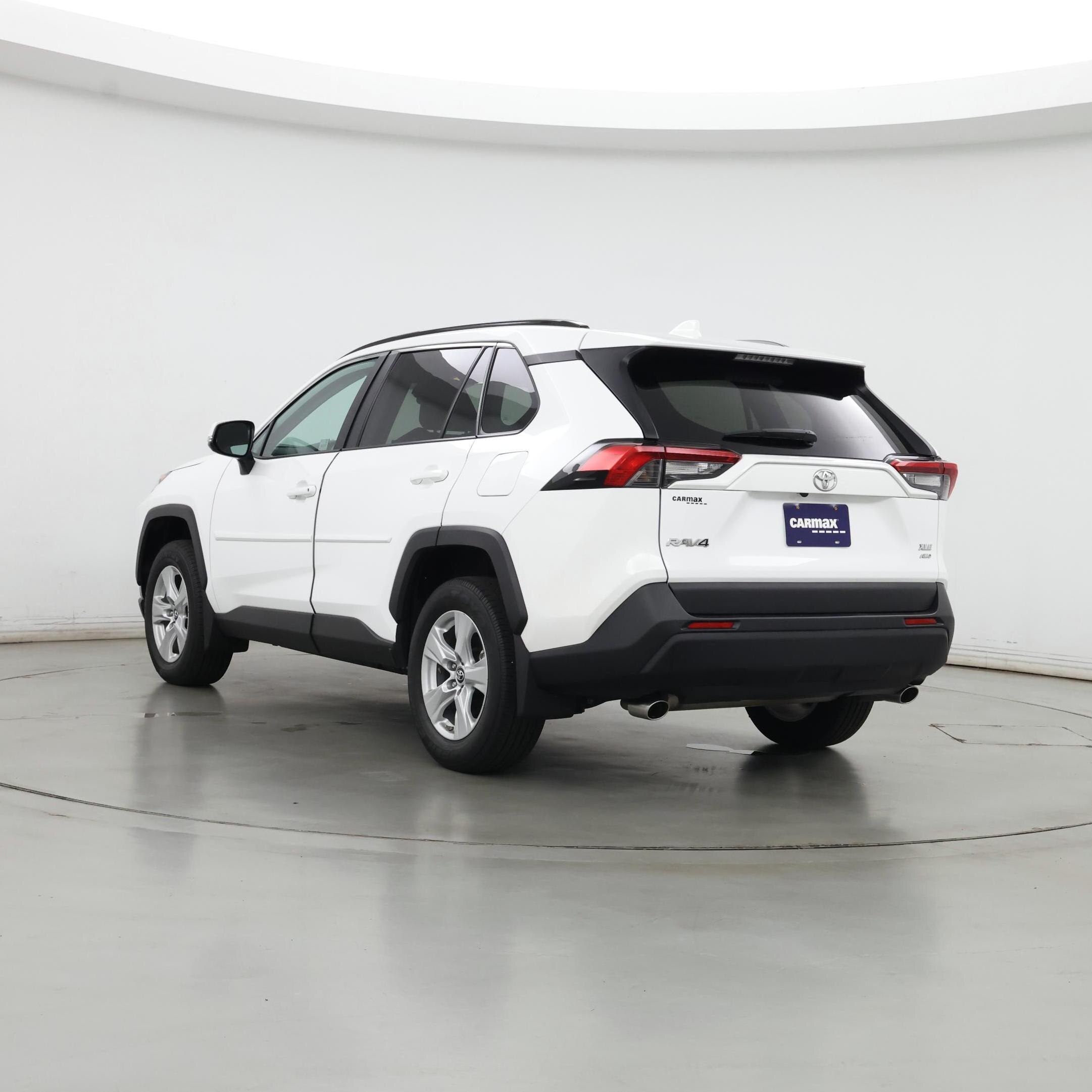 Thumbnail: 2019 Toyota RAV4 - 2