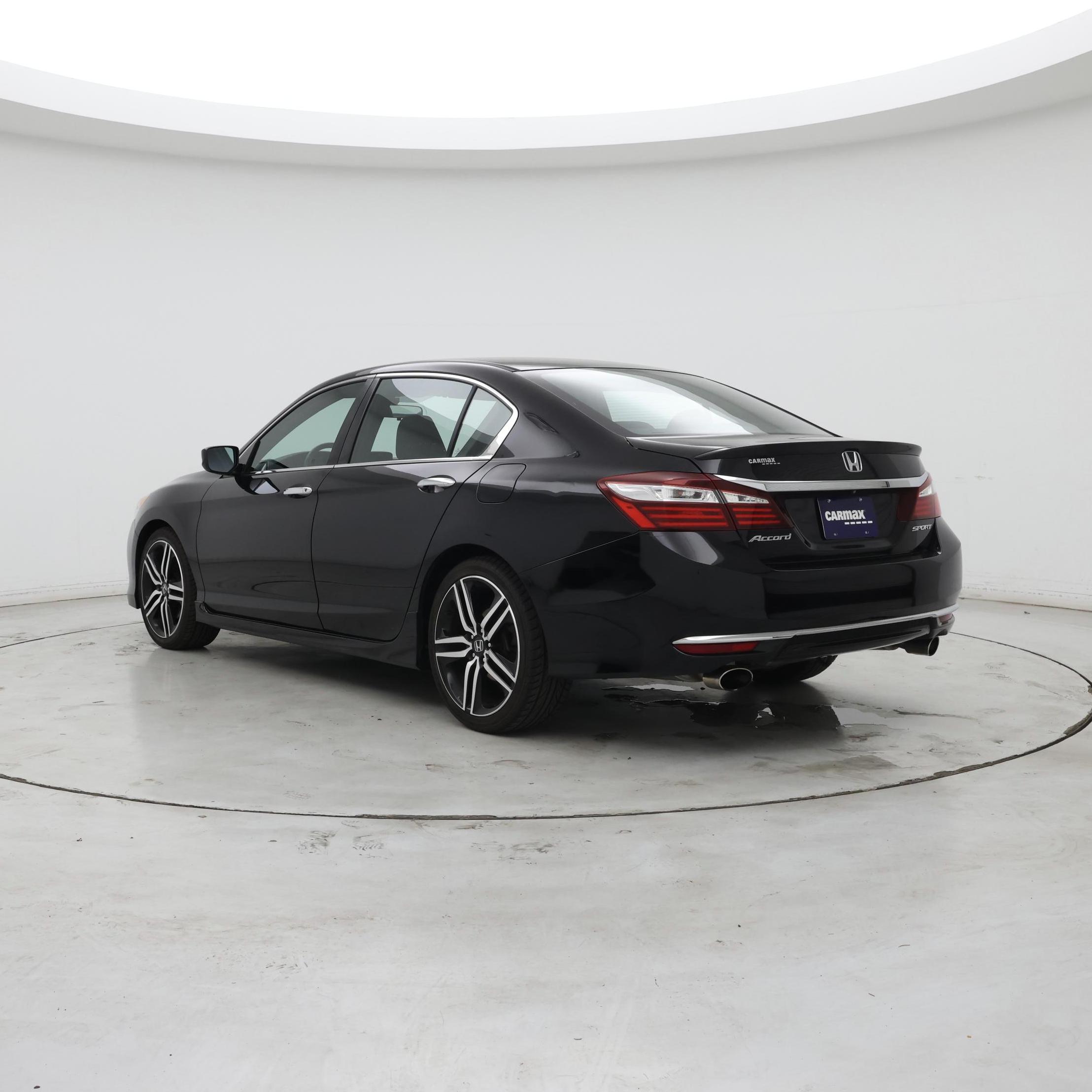 Thumbnail: 2017 Honda Accord - 2