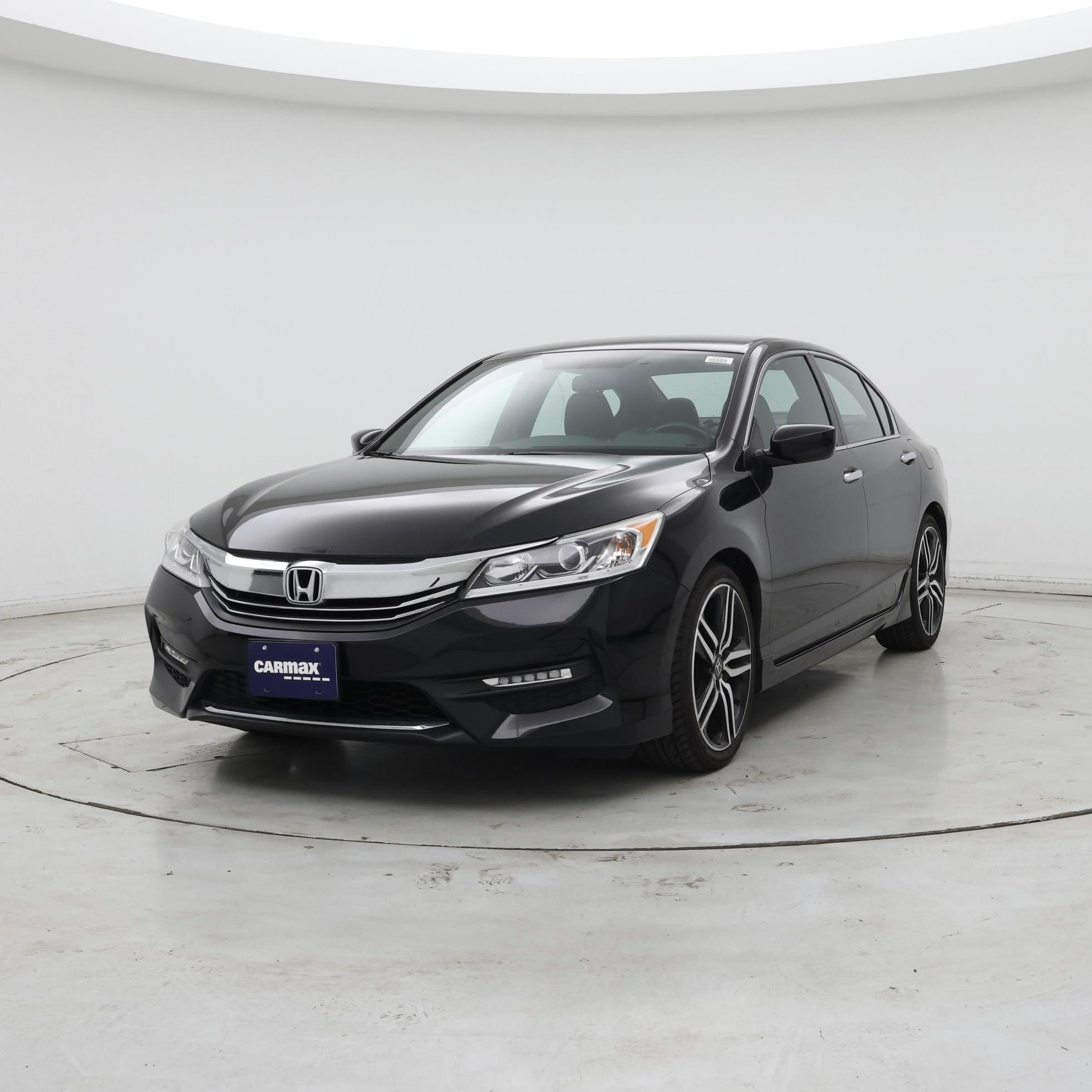 Thumbnail: 2017 Honda Accord - 4