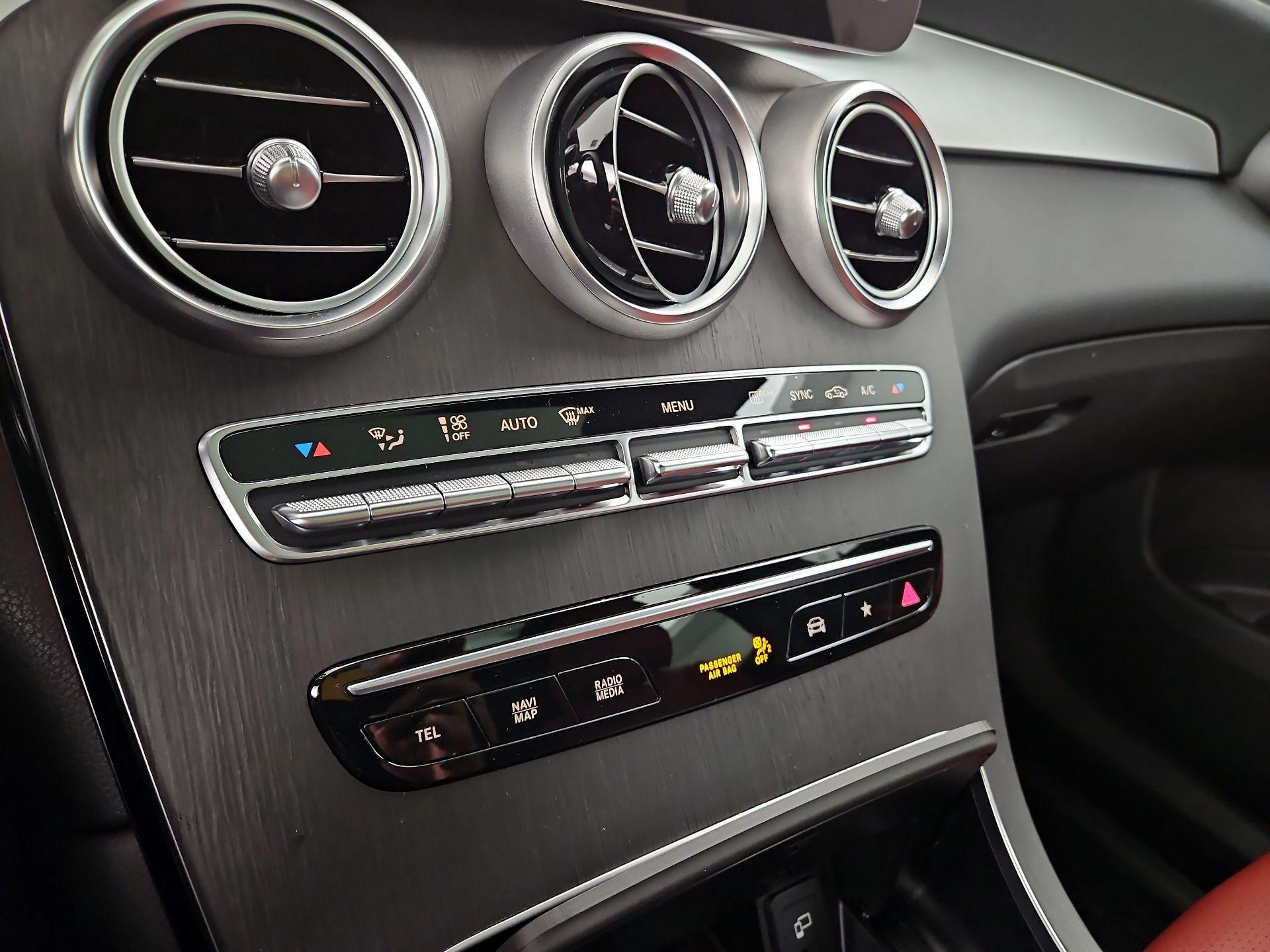 Thumbnail: 2021 Mercedes-Benz GLC - 17