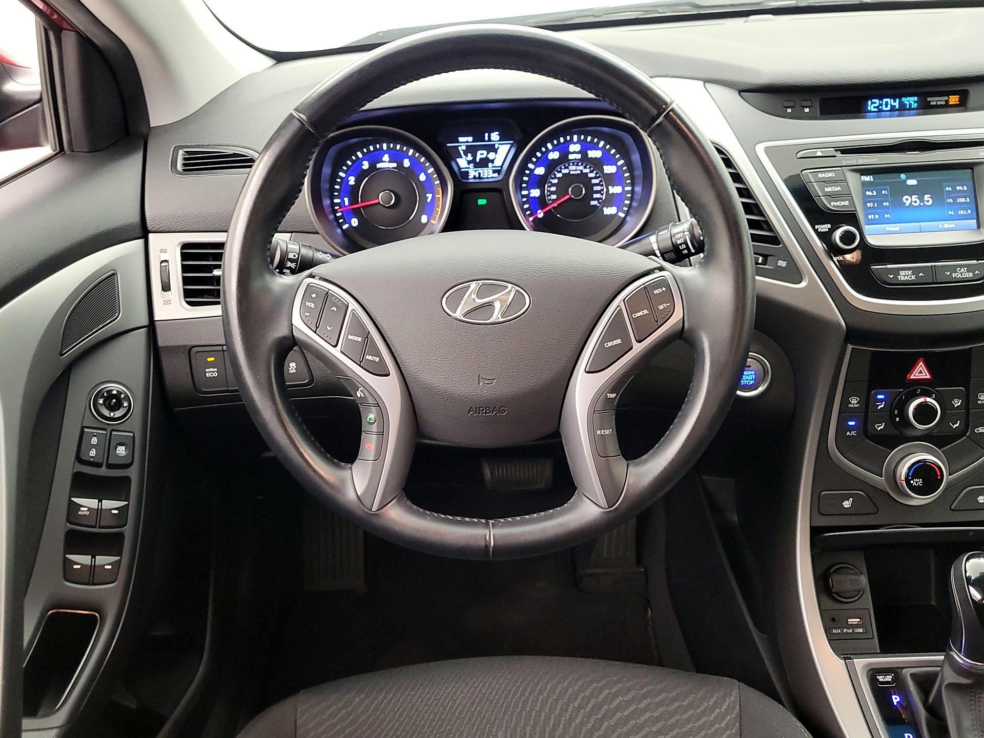 Thumbnail: 2016 Hyundai Elantra - 10