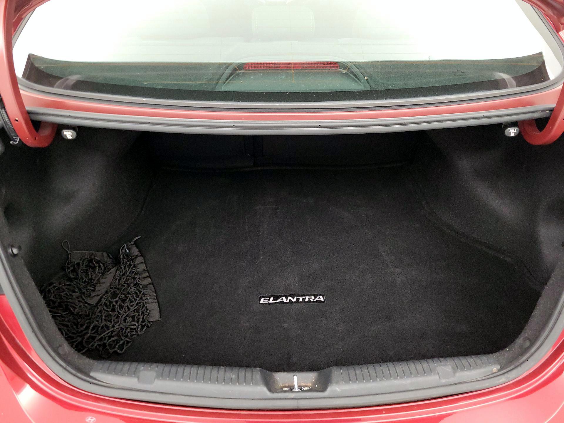 Thumbnail: 2016 Hyundai Elantra - 19