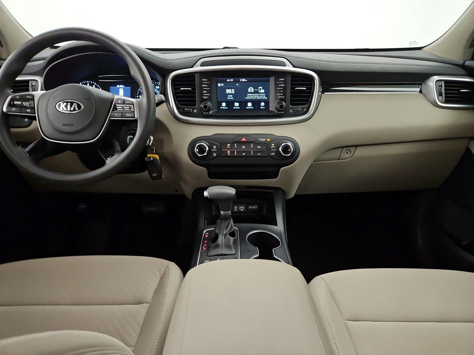 Thumbnail: 2019 Kia Sorento - 9