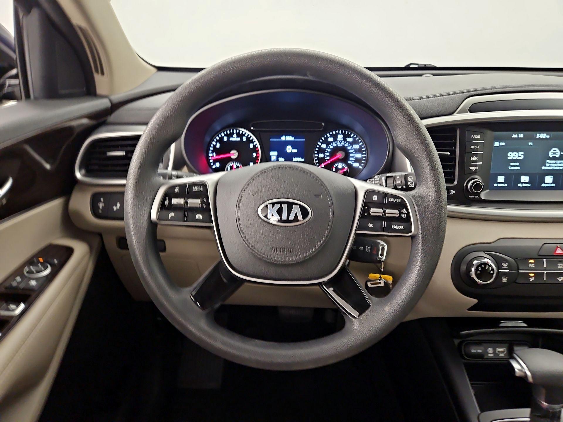 Thumbnail: 2019 Kia Sorento - 10