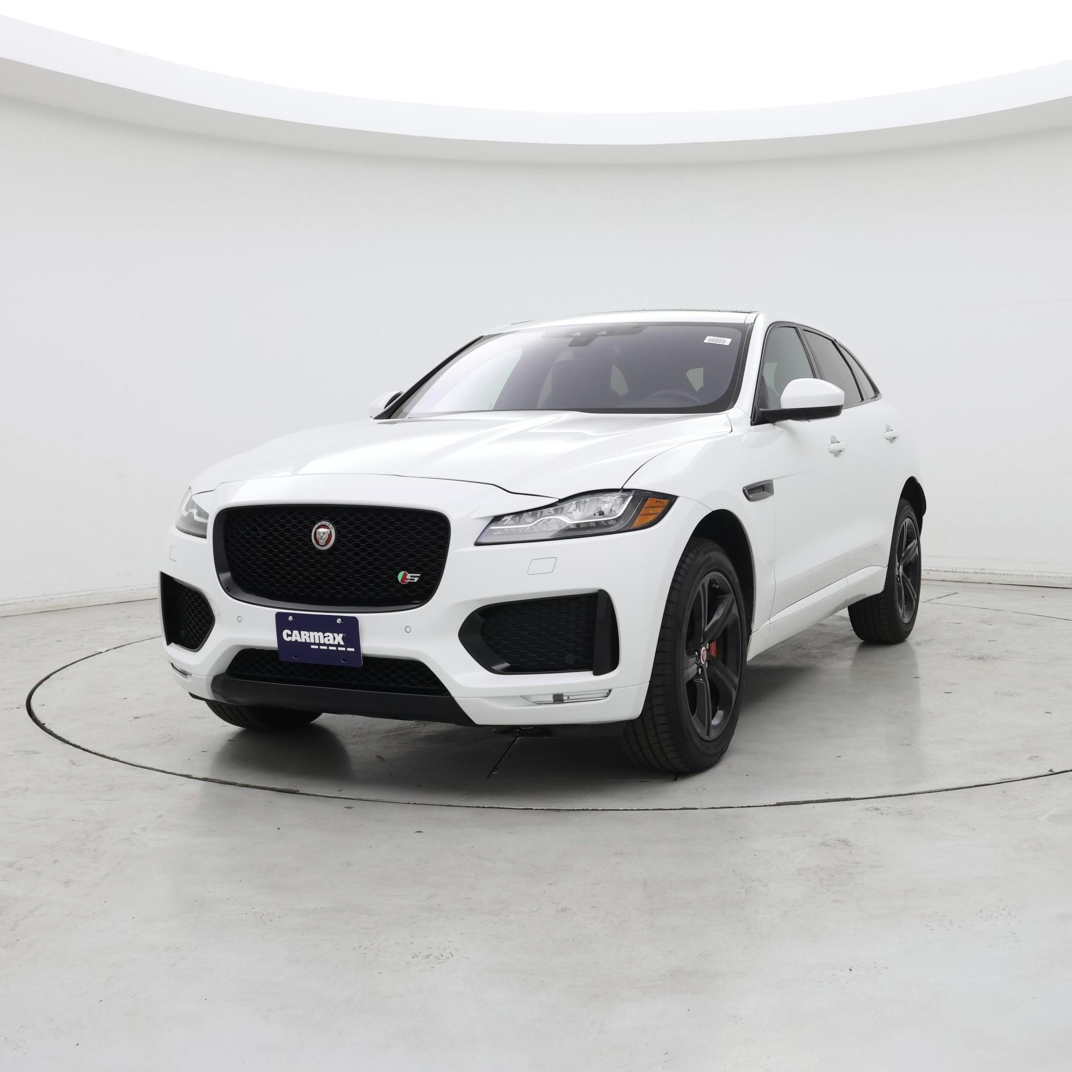 Thumbnail: 2018 Jaguar F-Pace - 4