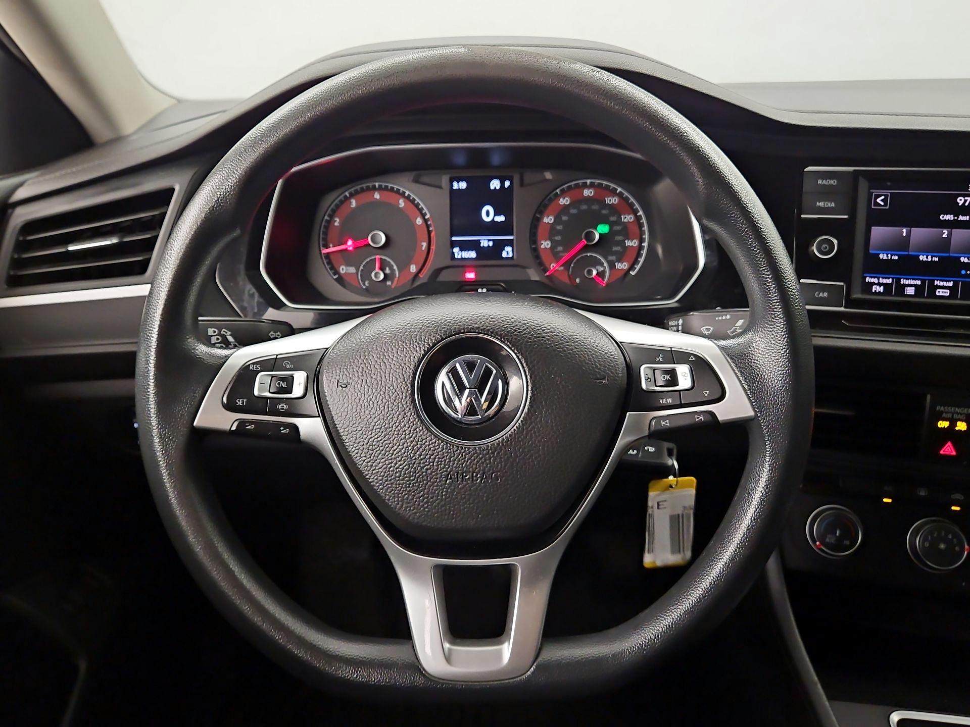 Thumbnail: 2019 Volkswagen Jetta - 10