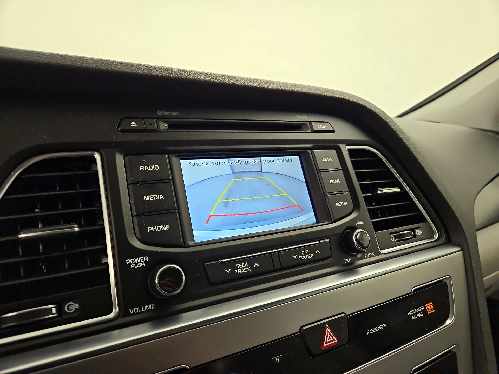 Thumbnail: 2015 Hyundai Sonata - 14