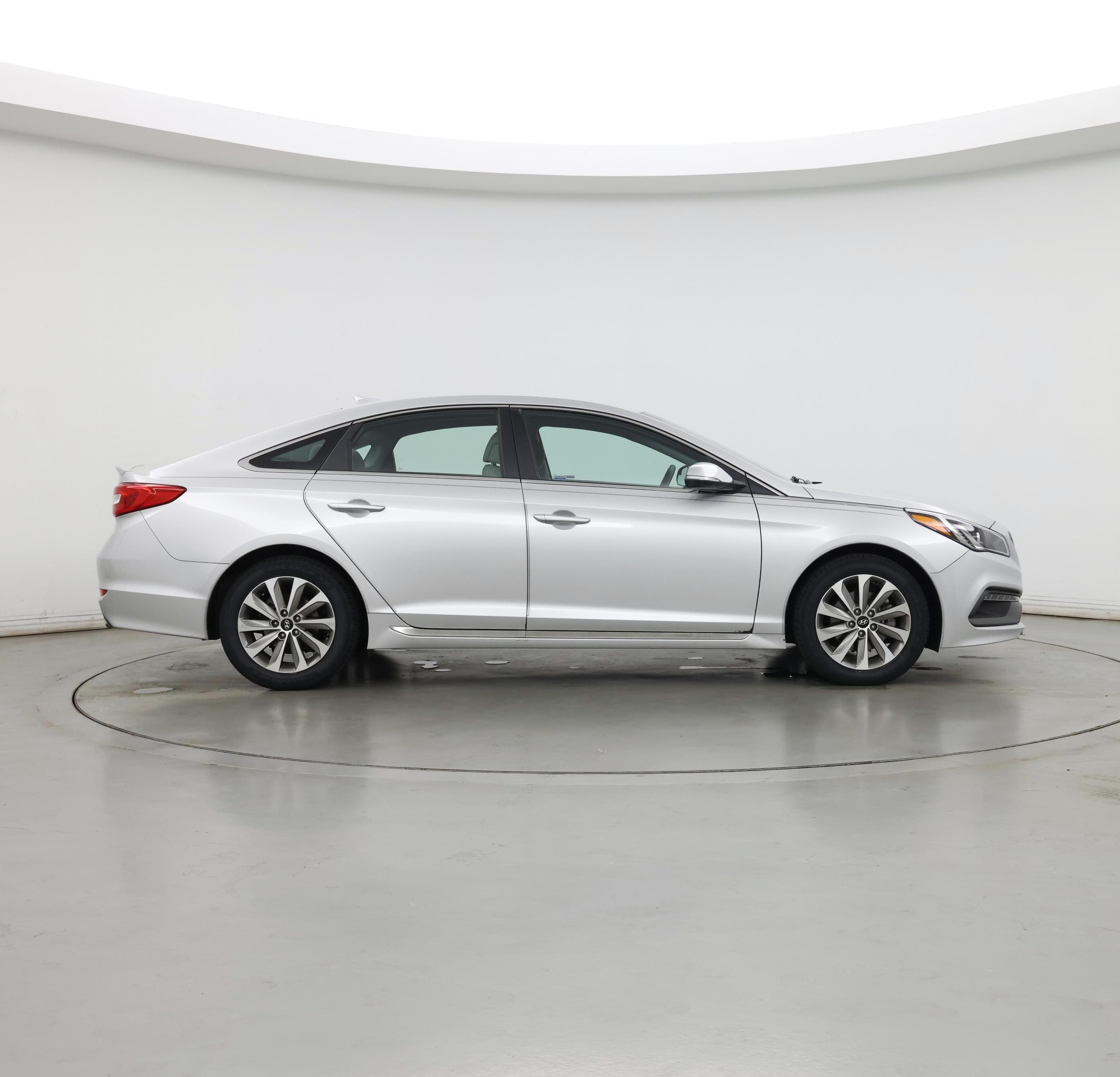 Thumbnail: 2015 Hyundai Sonata - 7