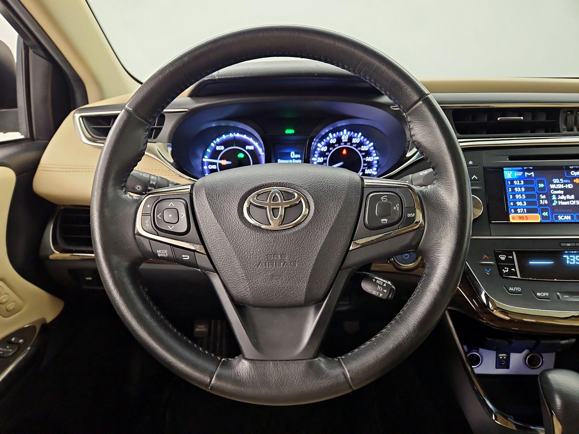Thumbnail: 2014 Toyota Avalon - 10