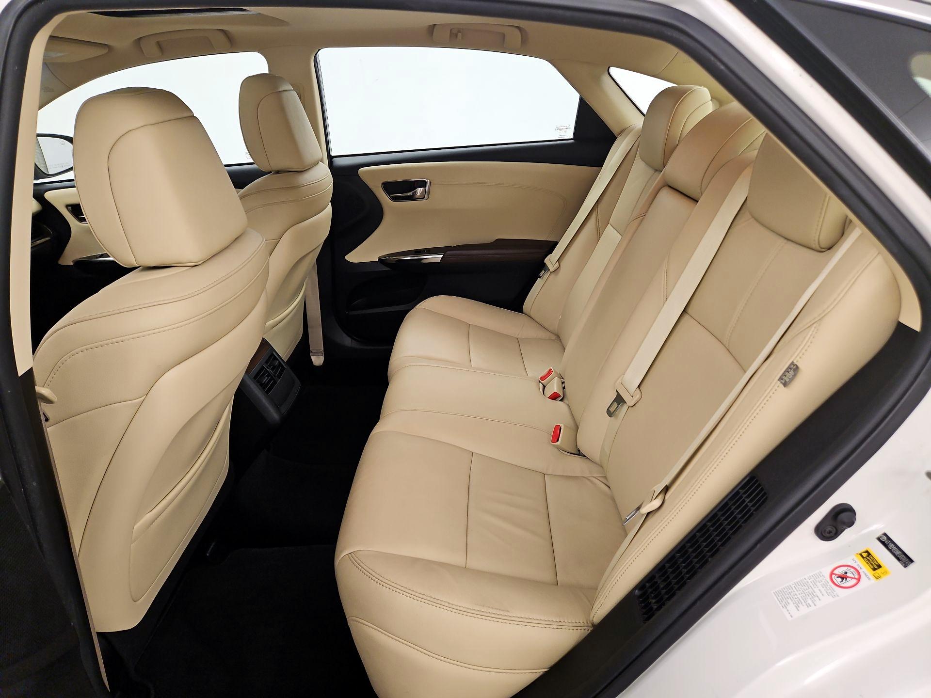 Thumbnail: 2014 Toyota Avalon - 20