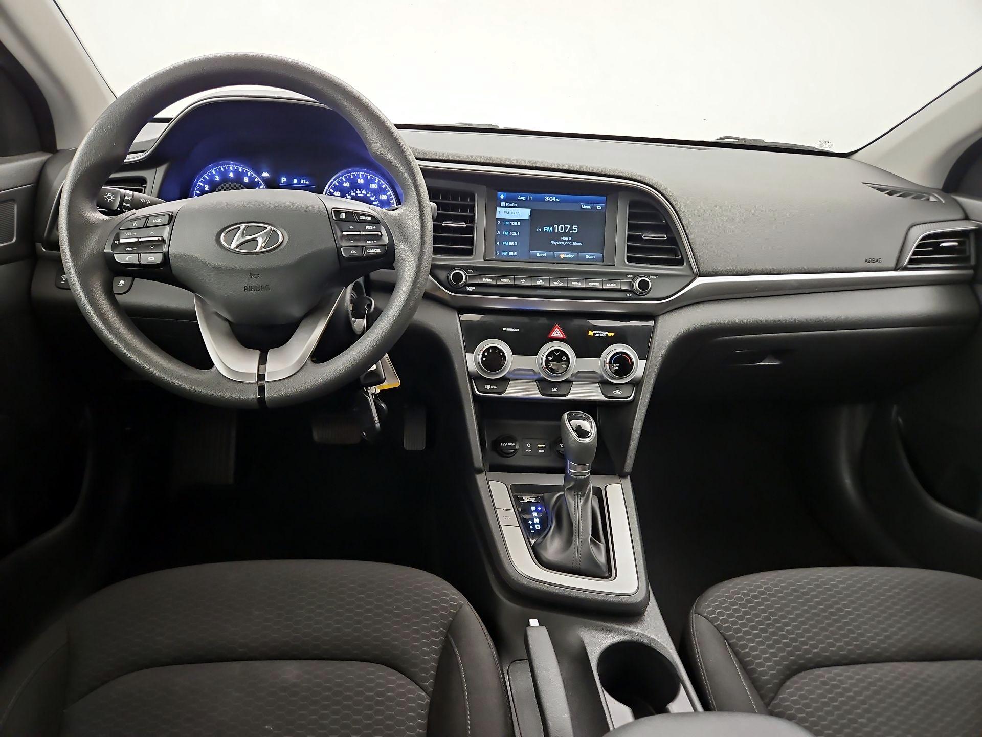 Thumbnail: 2019 Hyundai Elantra - 9