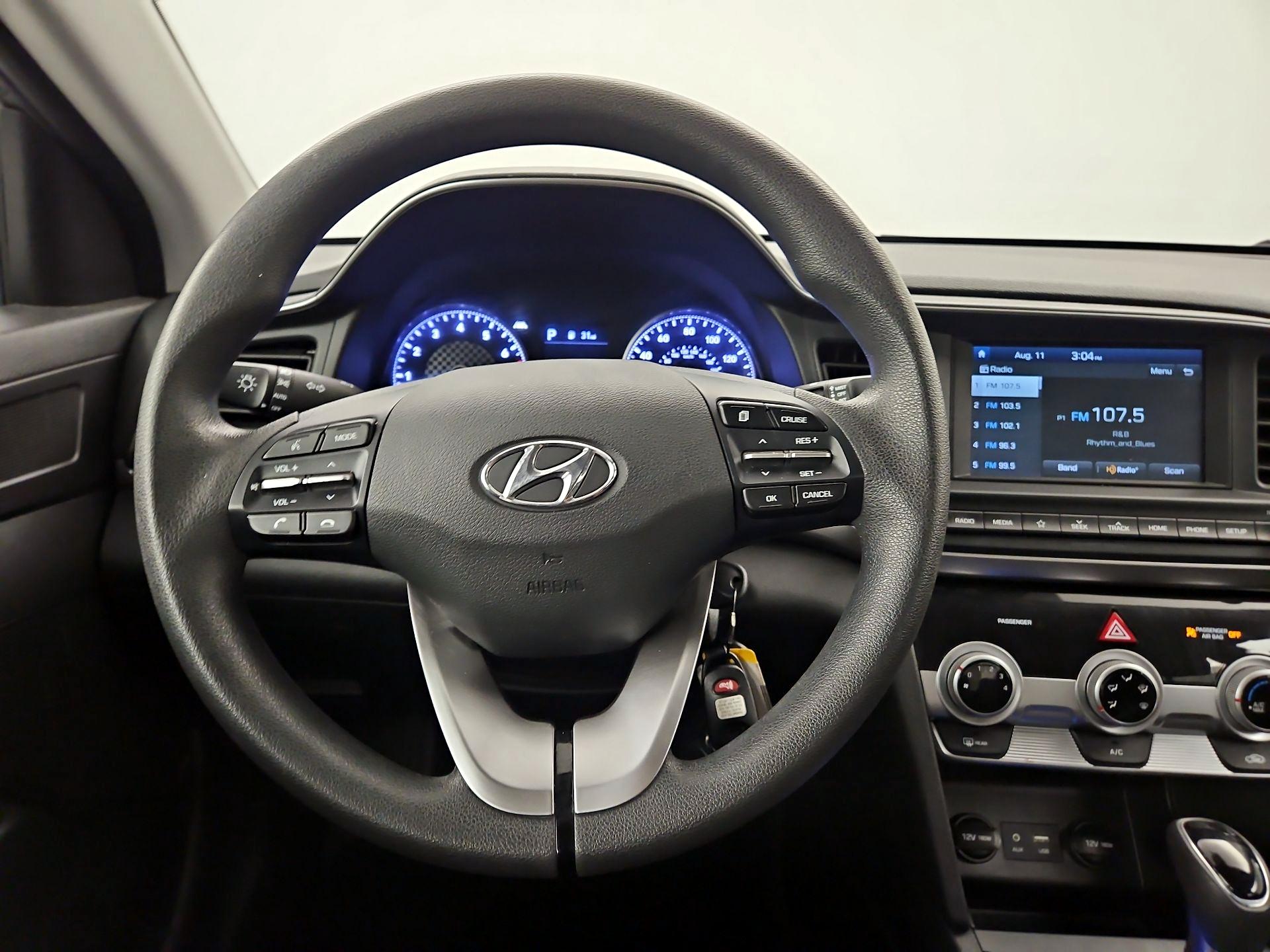 Thumbnail: 2019 Hyundai Elantra - 10