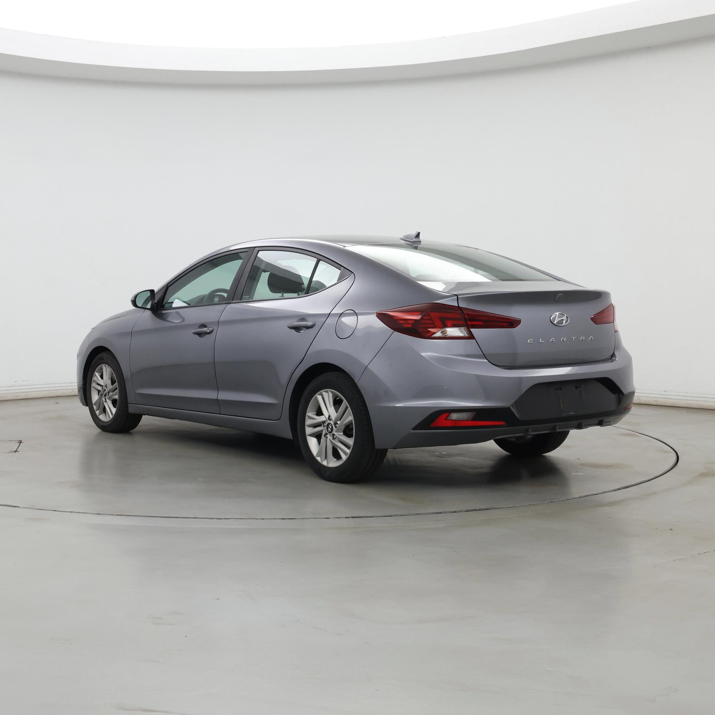 Thumbnail: 2019 Hyundai Elantra - 2