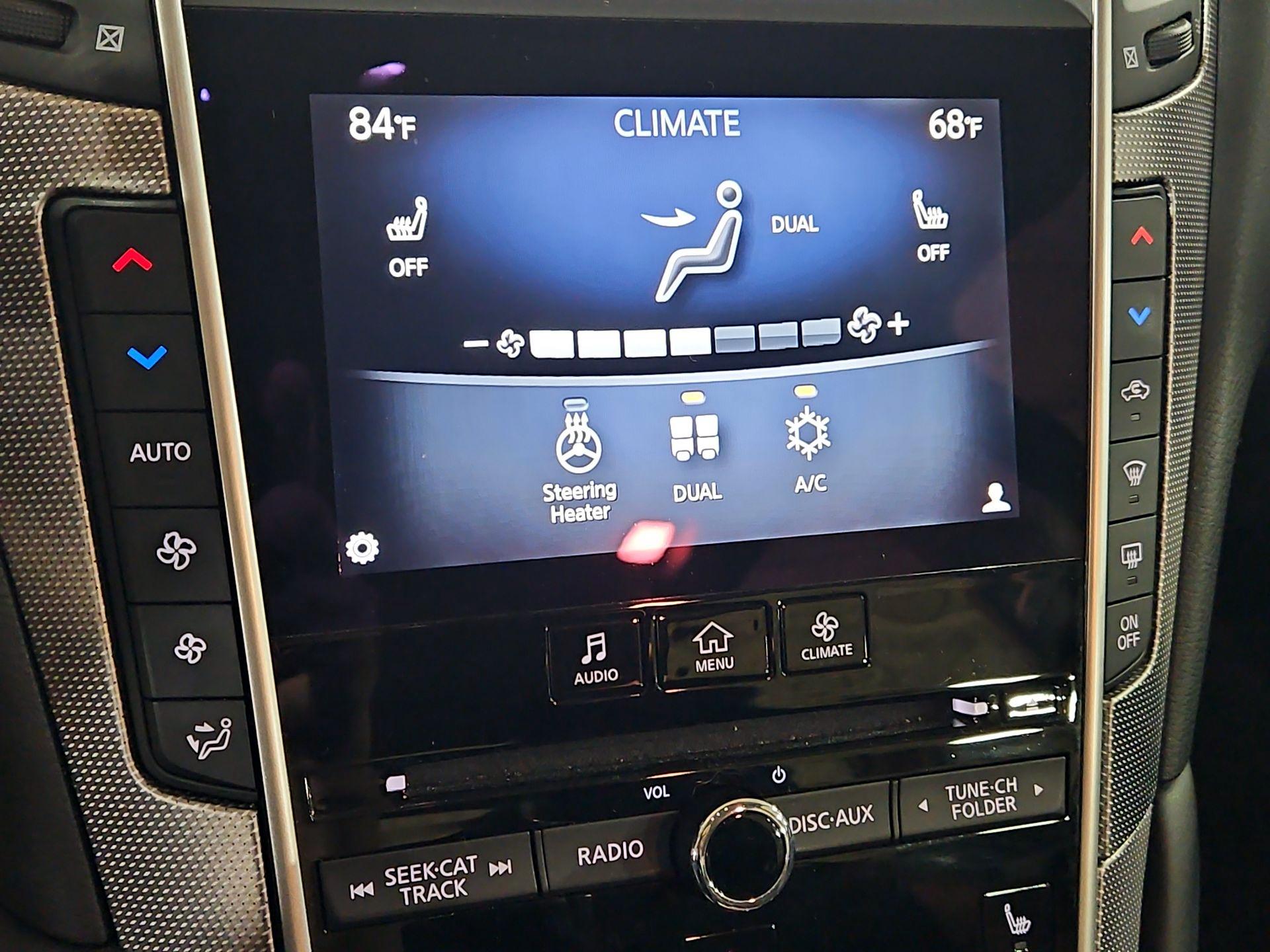 Thumbnail: 2016 INFINITI Q50 - 17