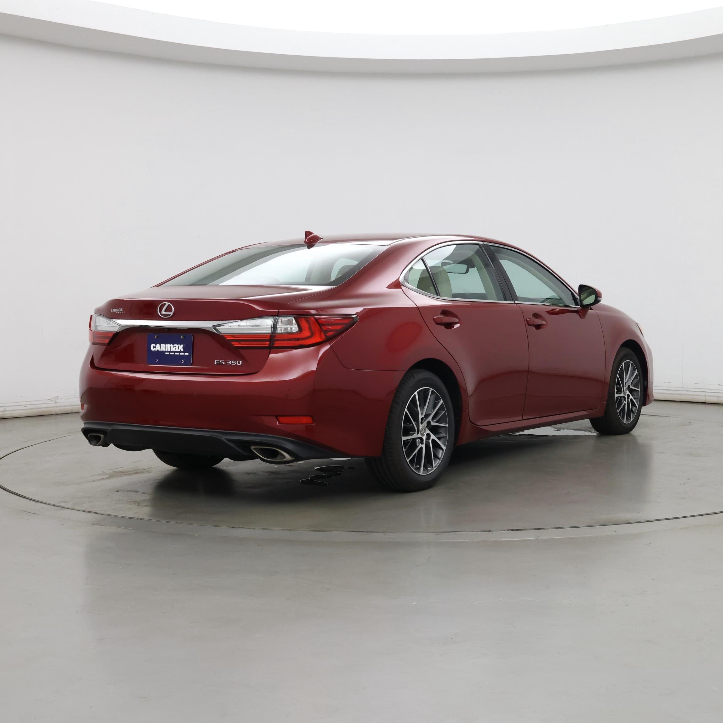 Thumbnail: 2017 Lexus ES - 8