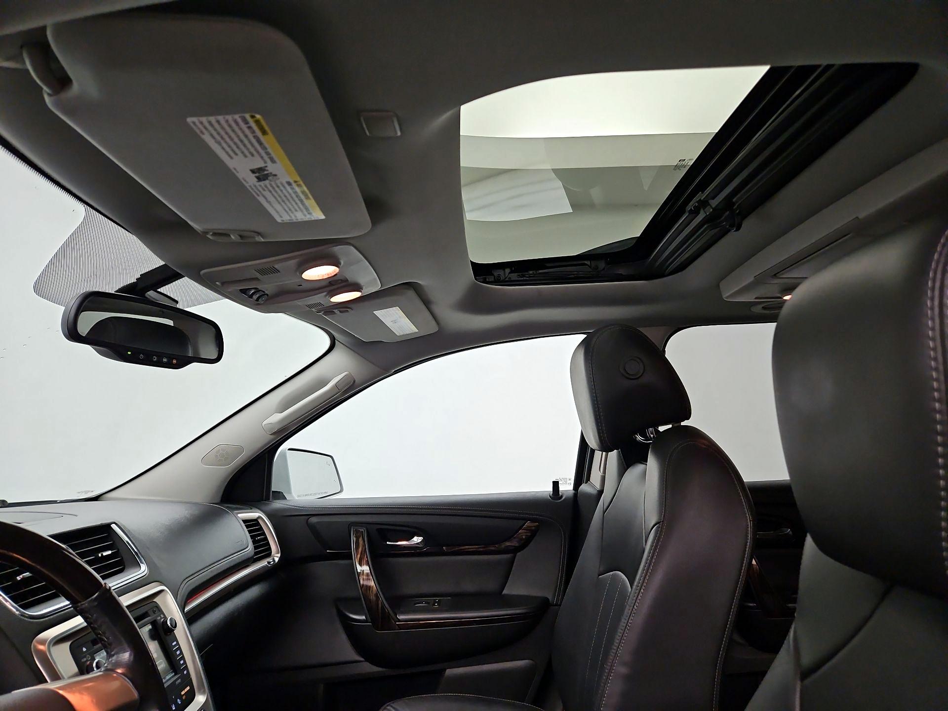Thumbnail: 2016 GMC Acadia - 19