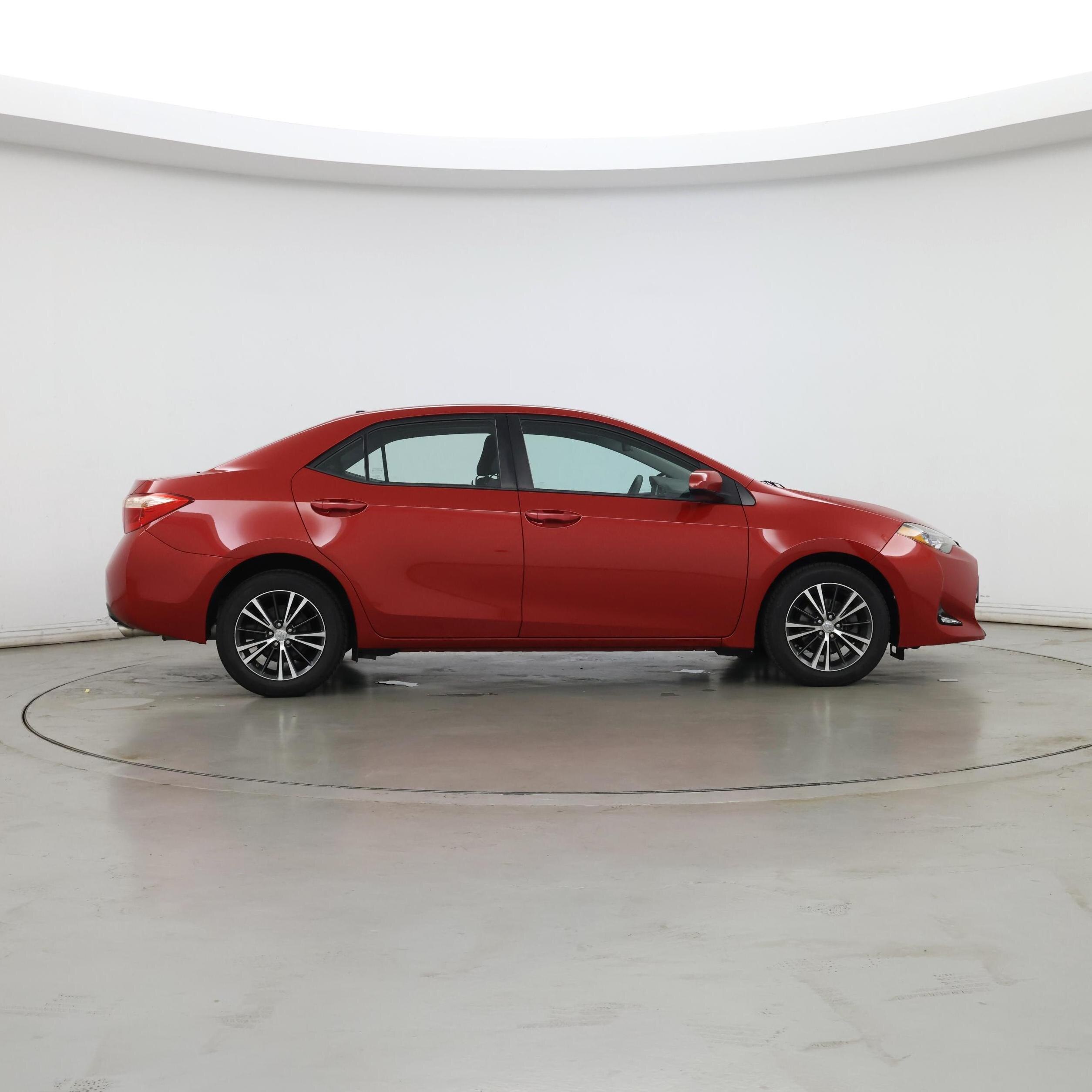 Thumbnail: 2017 Toyota Corolla - 7