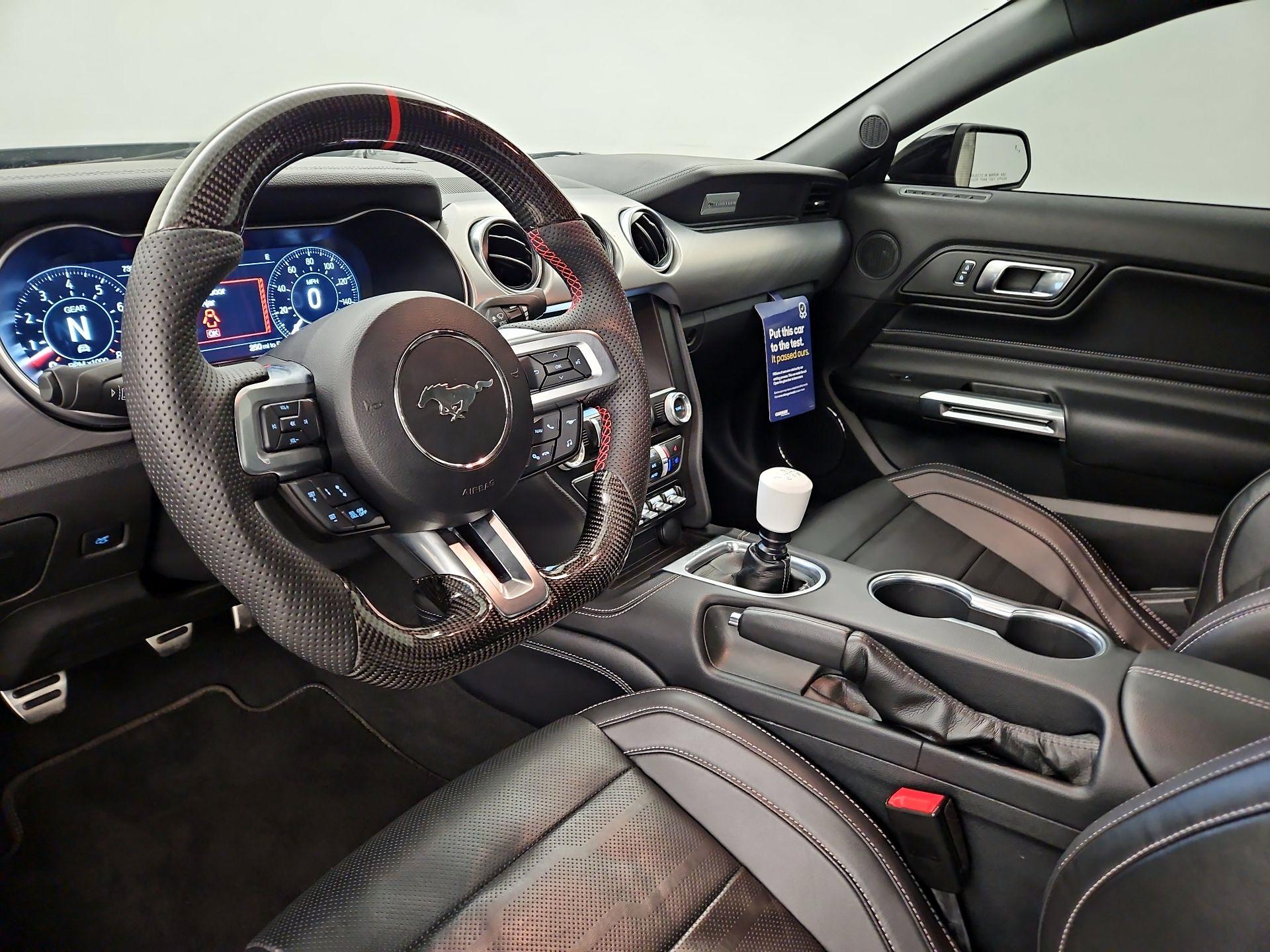 Thumbnail: 2022 Ford Mustang - 9