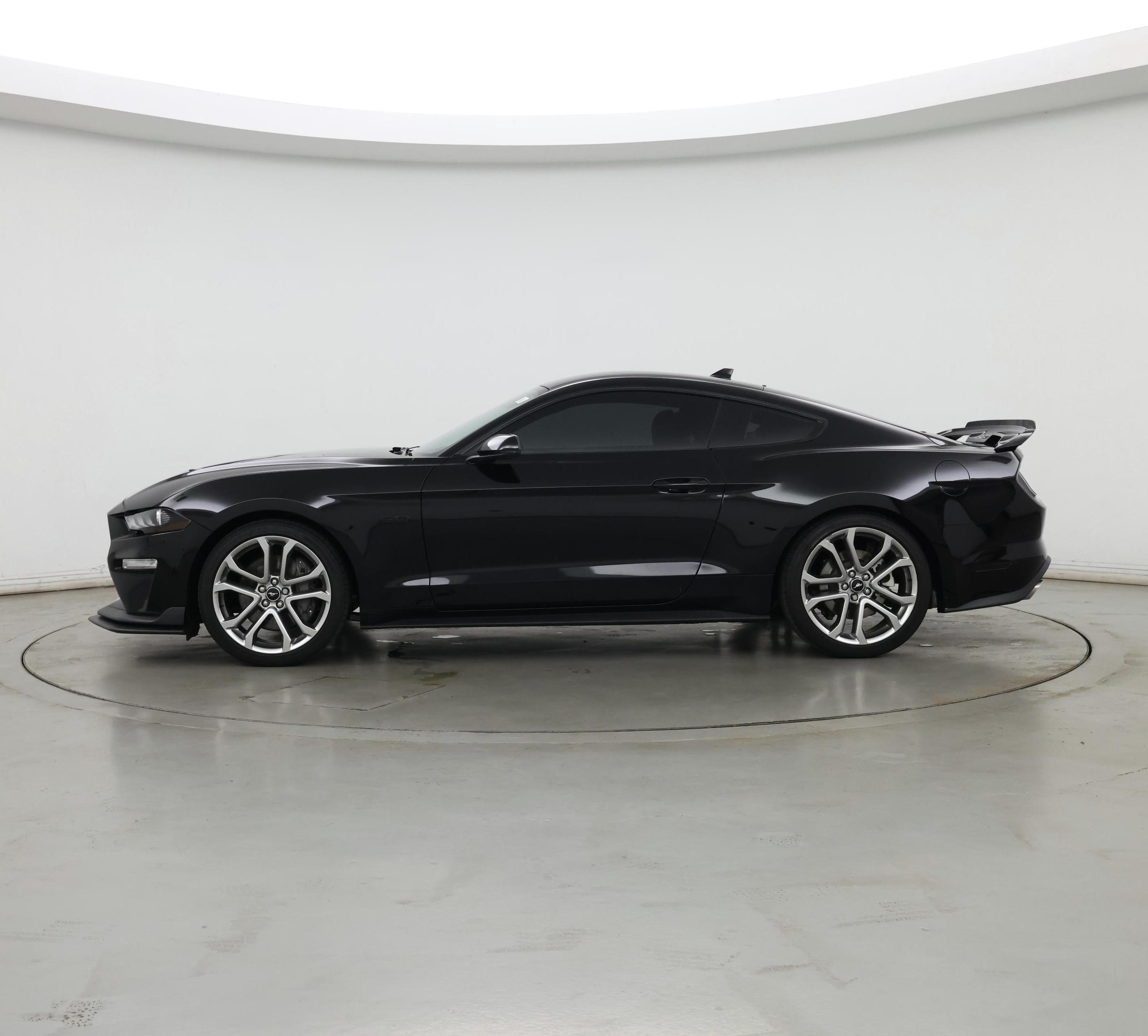 Thumbnail: 2022 Ford Mustang - 3