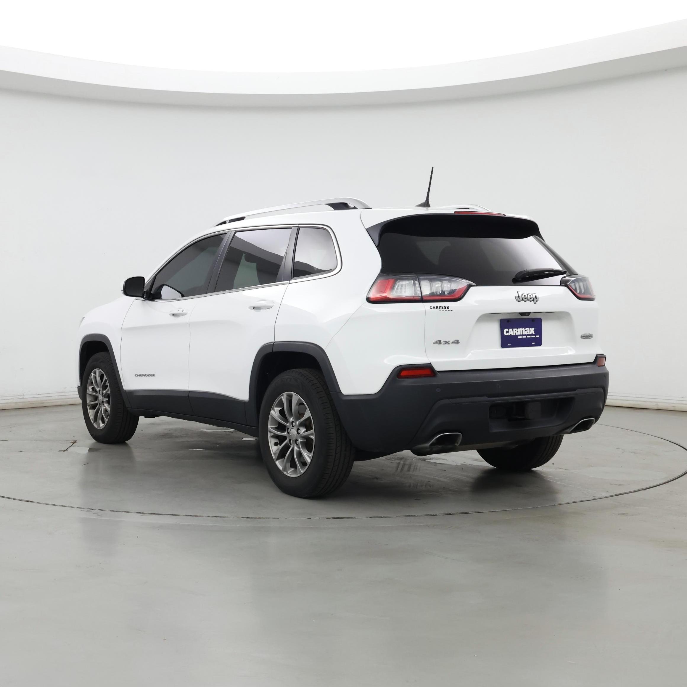 Thumbnail: 2019 Jeep Cherokee - 2