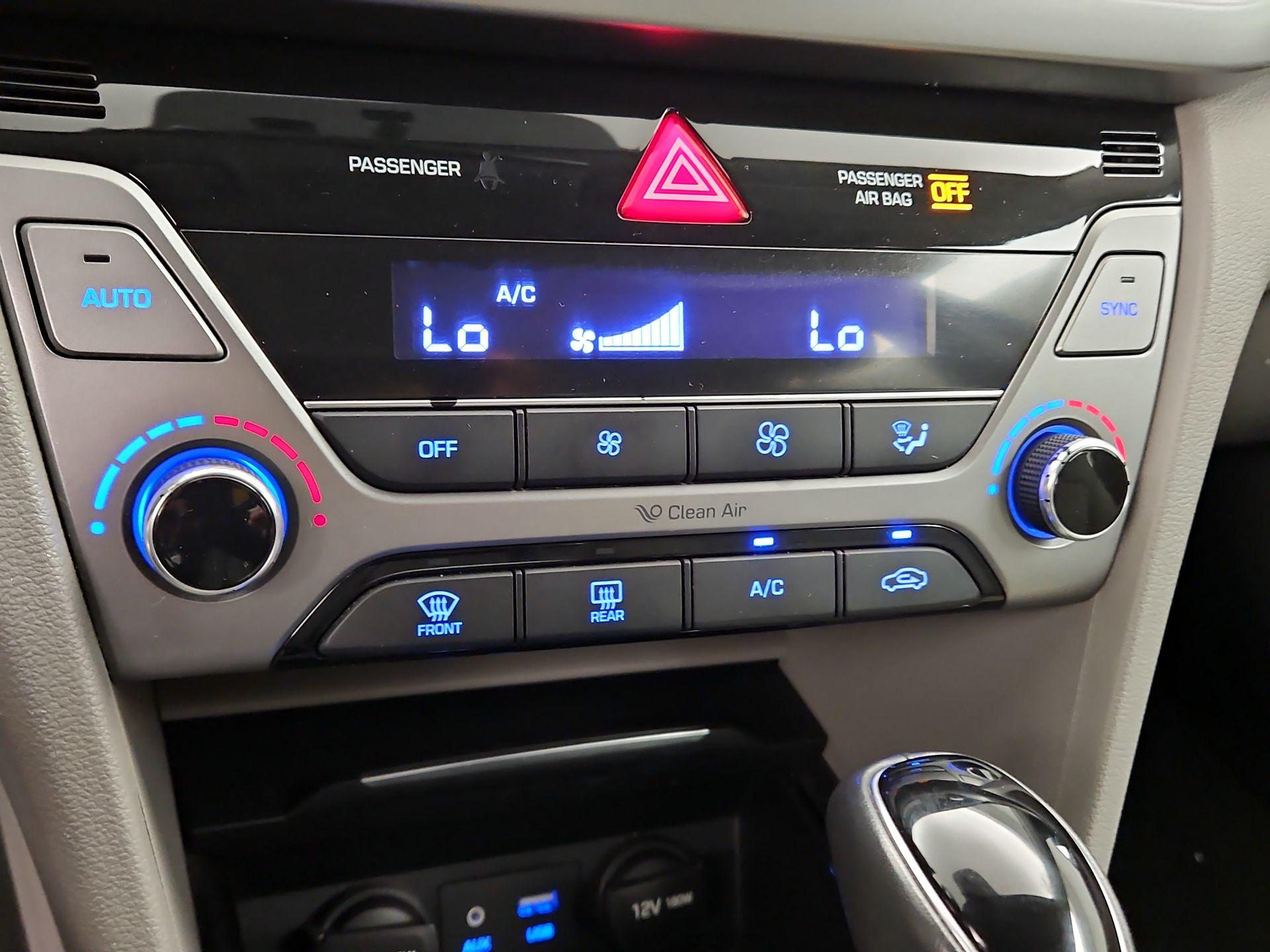 Thumbnail: 2017 Hyundai Elantra - 16