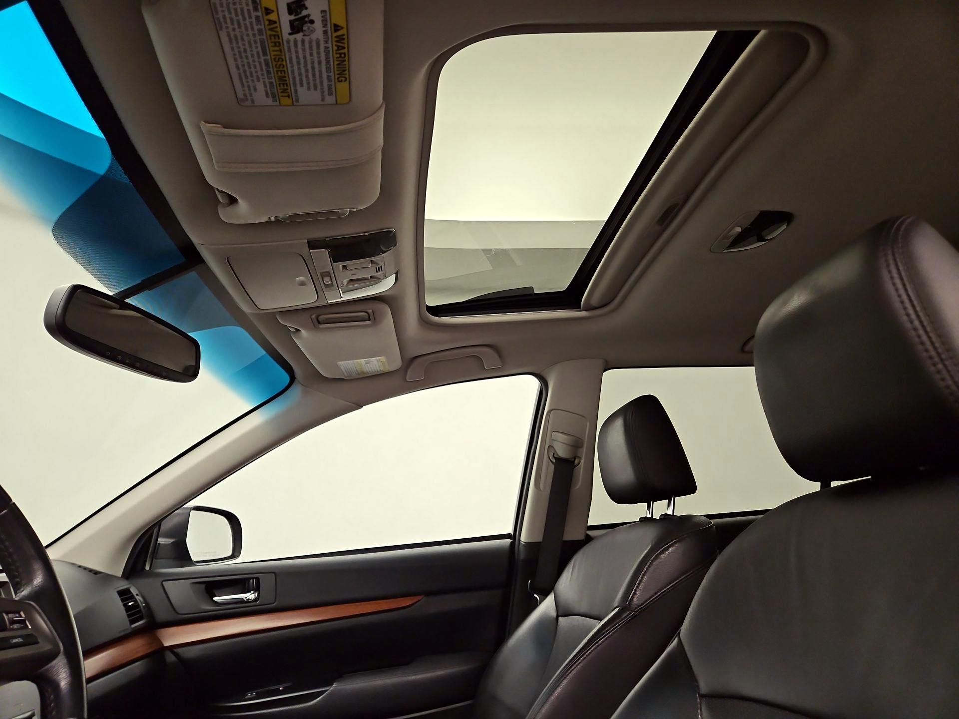 Thumbnail: 2014 Subaru Outback - 18