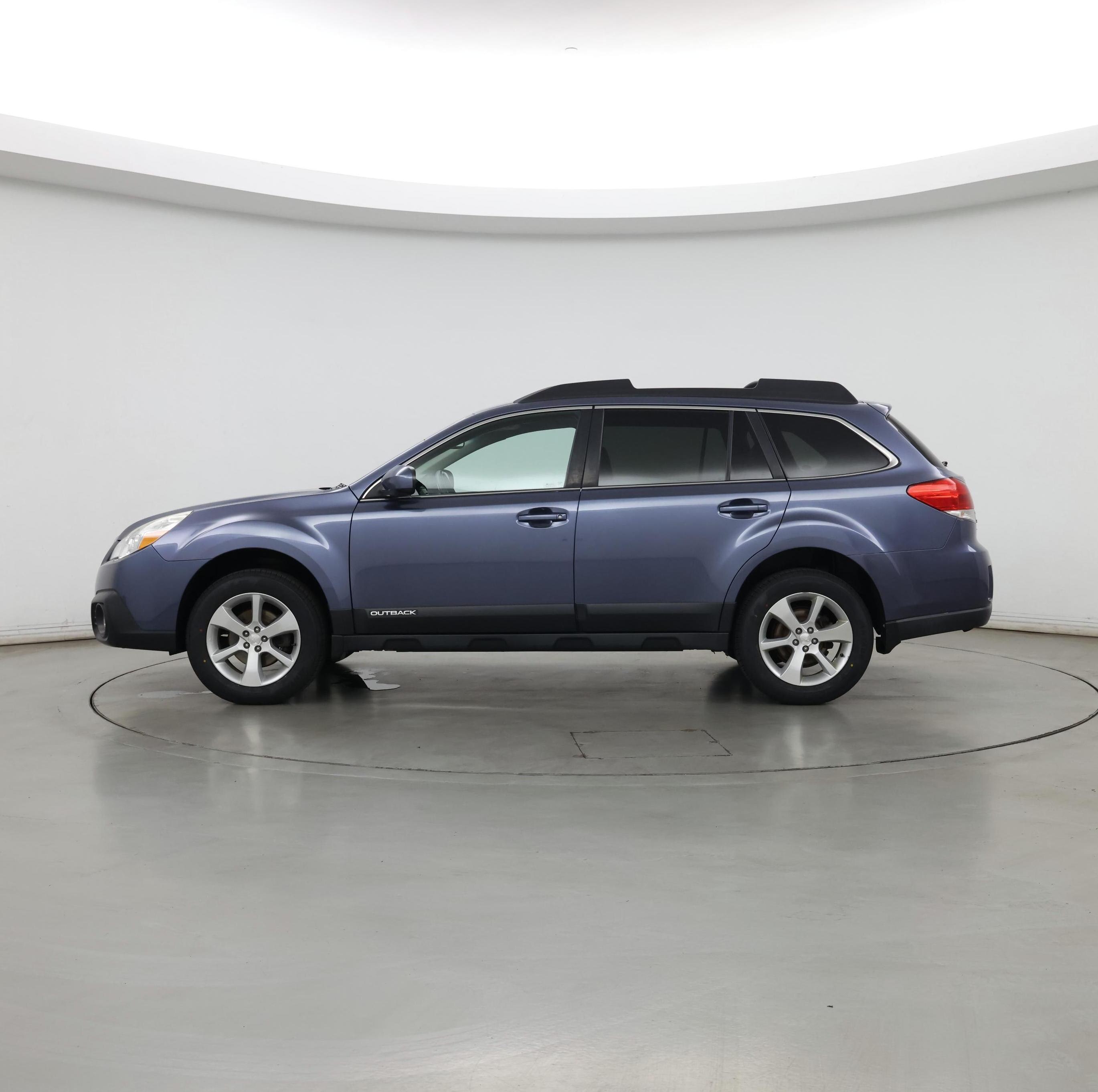 Thumbnail: 2014 Subaru Outback - 3