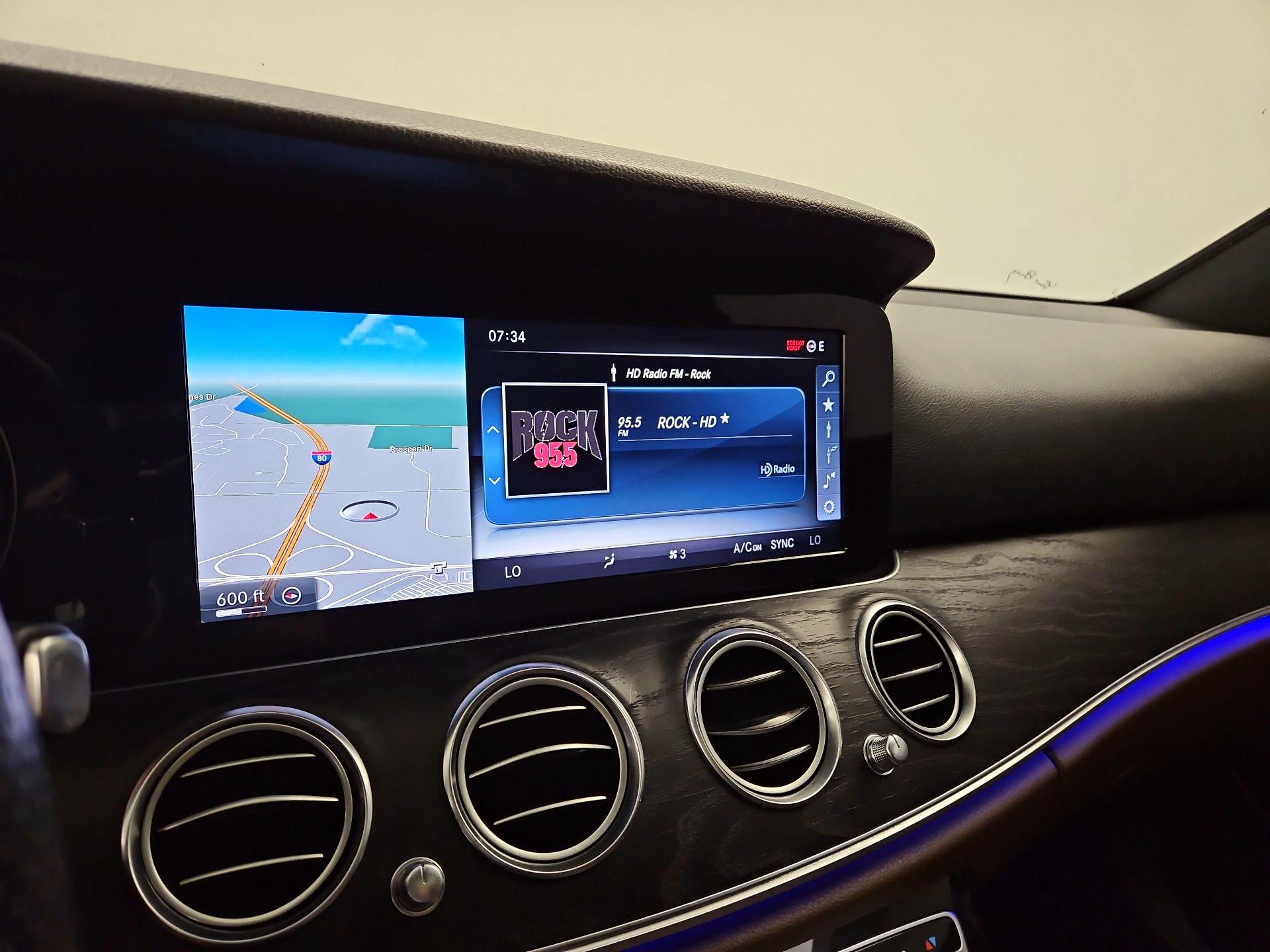 Thumbnail: 2017 Mercedes-Benz E-Class - 16