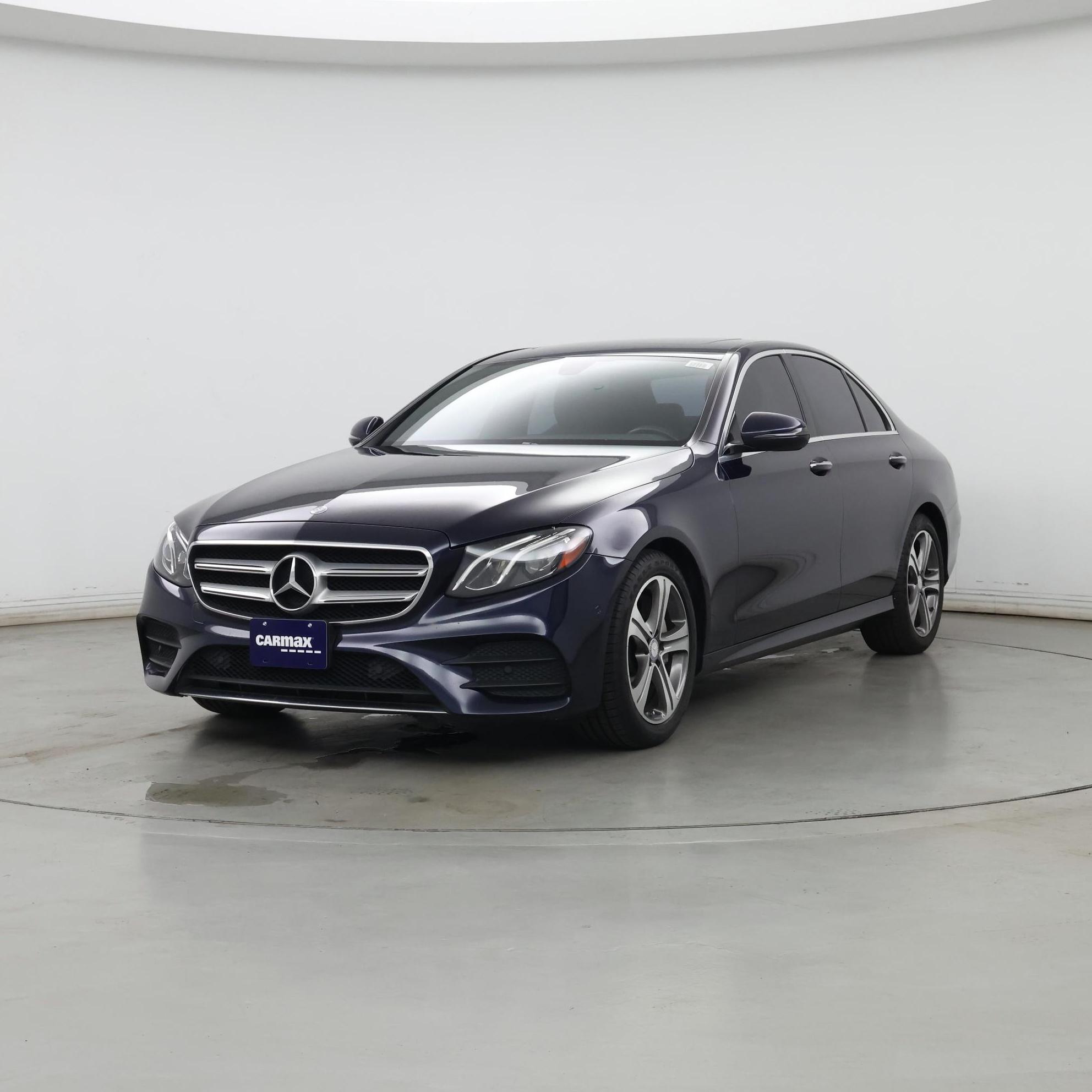 Thumbnail: 2017 Mercedes-Benz E-Class - 4