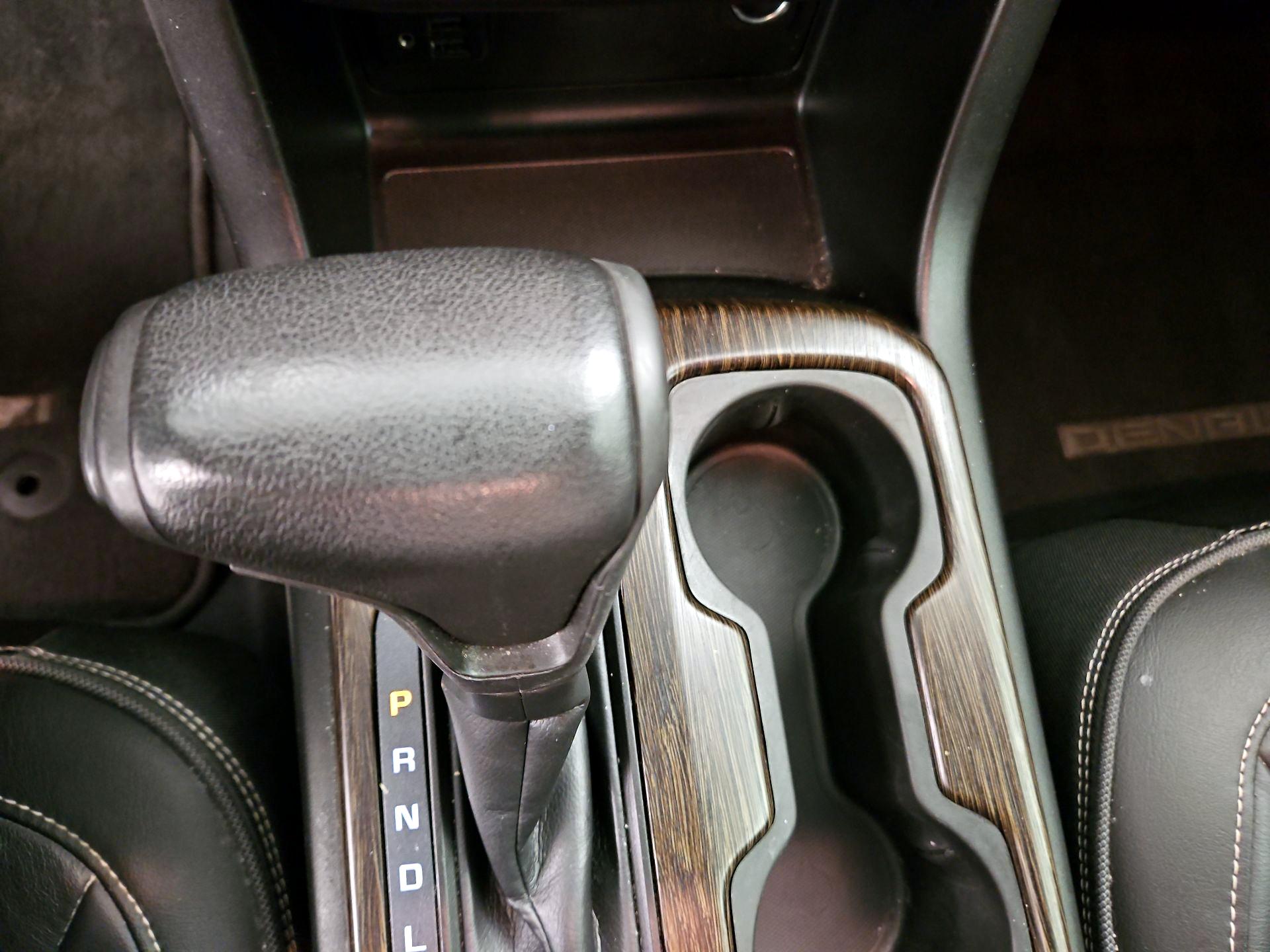 Thumbnail: 2019 GMC Canyon - 18