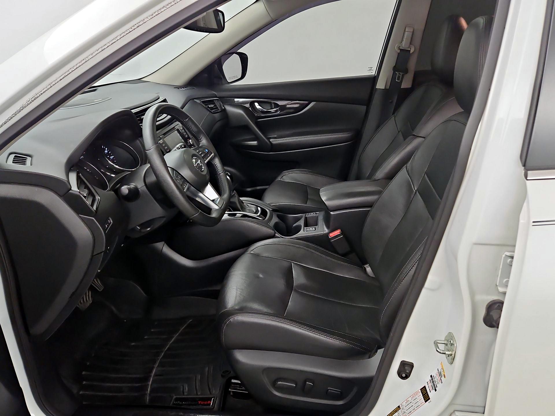 Thumbnail: 2019 Nissan Rogue - 11