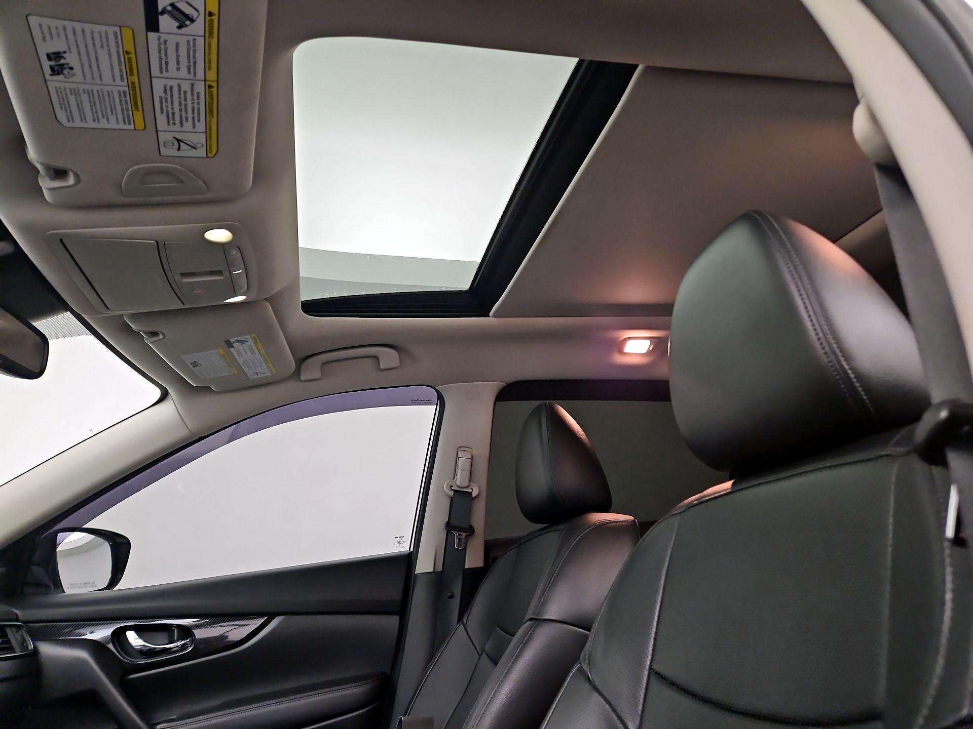 Thumbnail: 2019 Nissan Rogue - 20