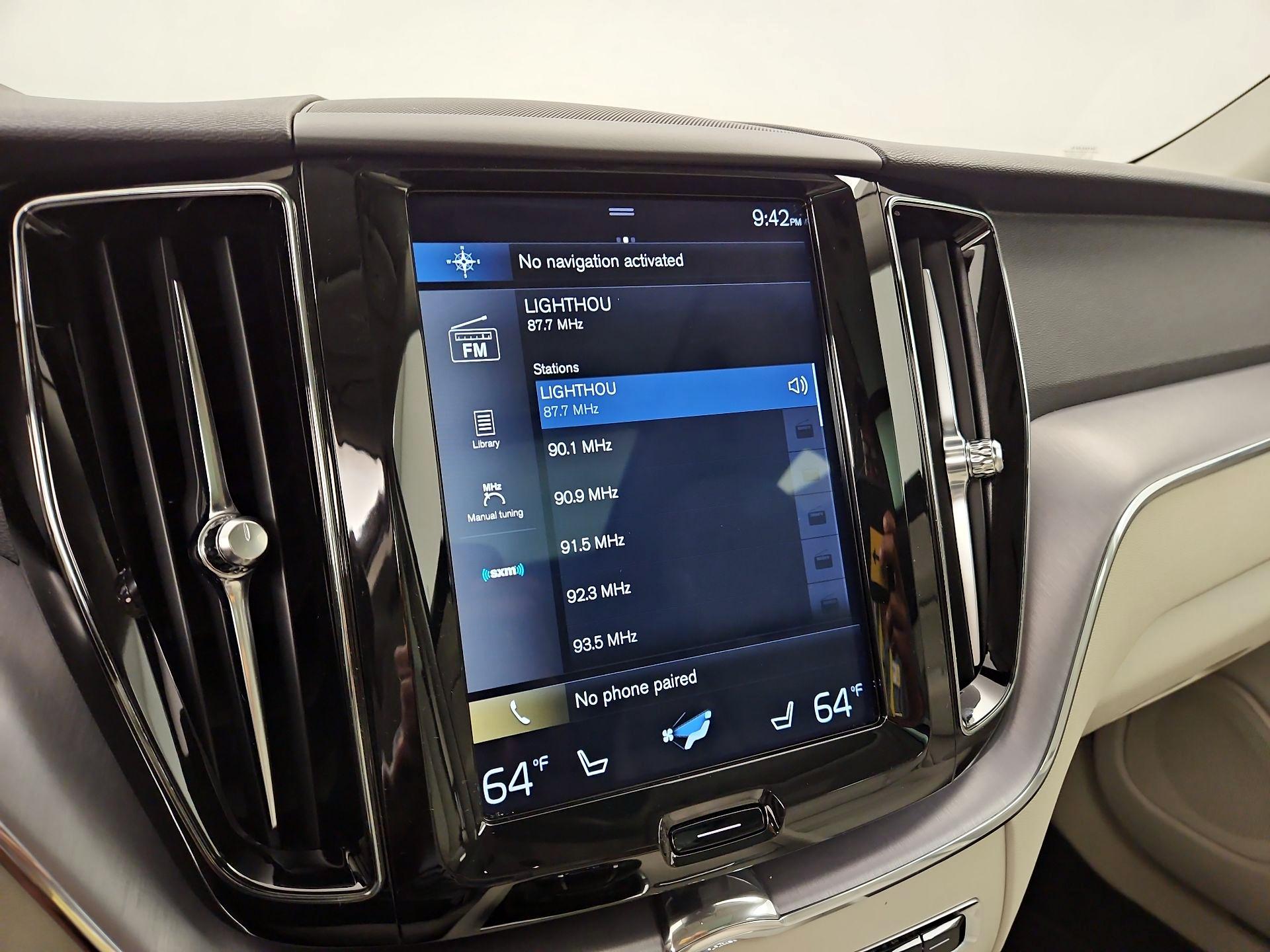 Thumbnail: 2020 Volvo XC60 - 15