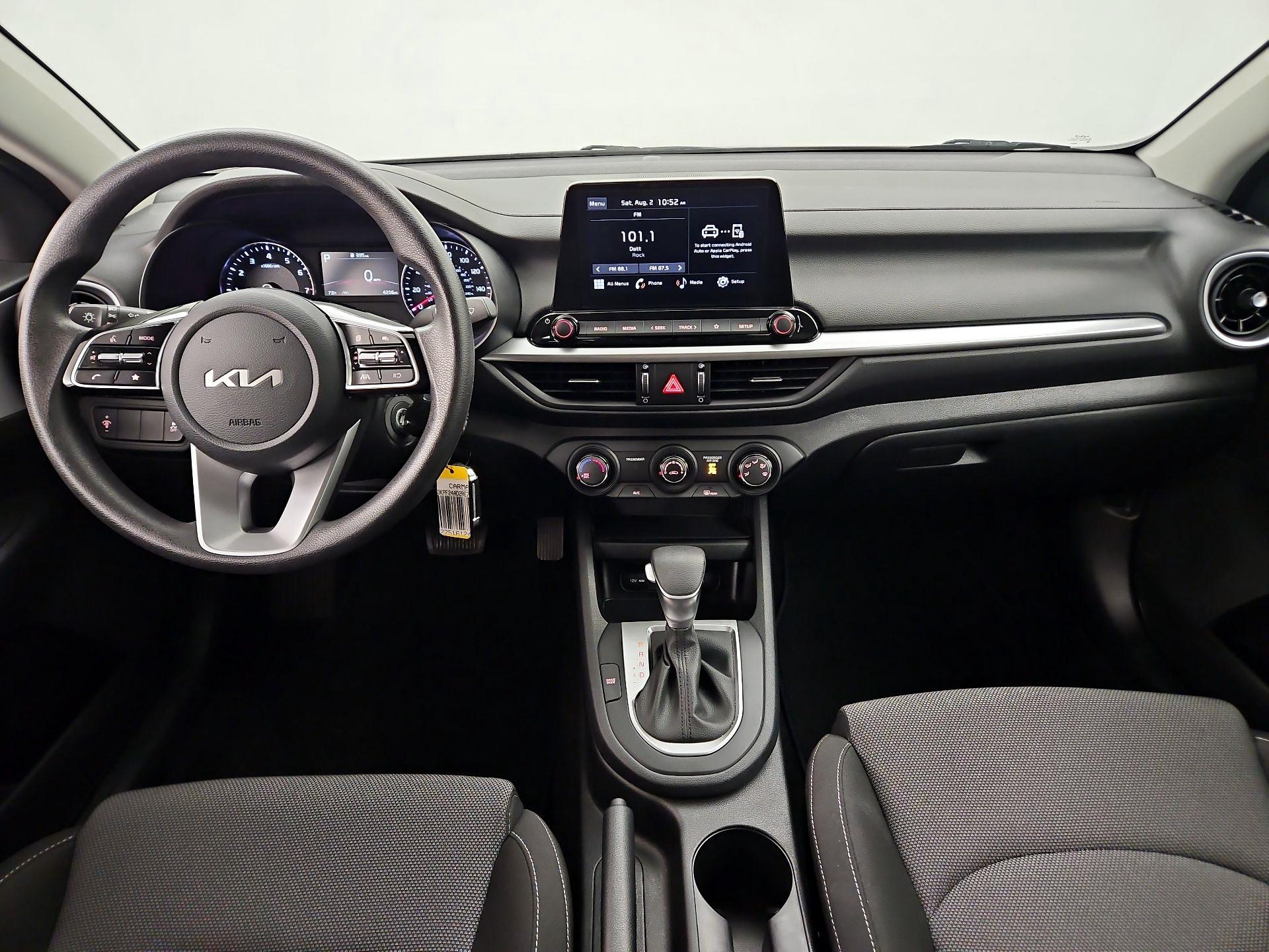 Thumbnail: 2024 Kia Forte - 9