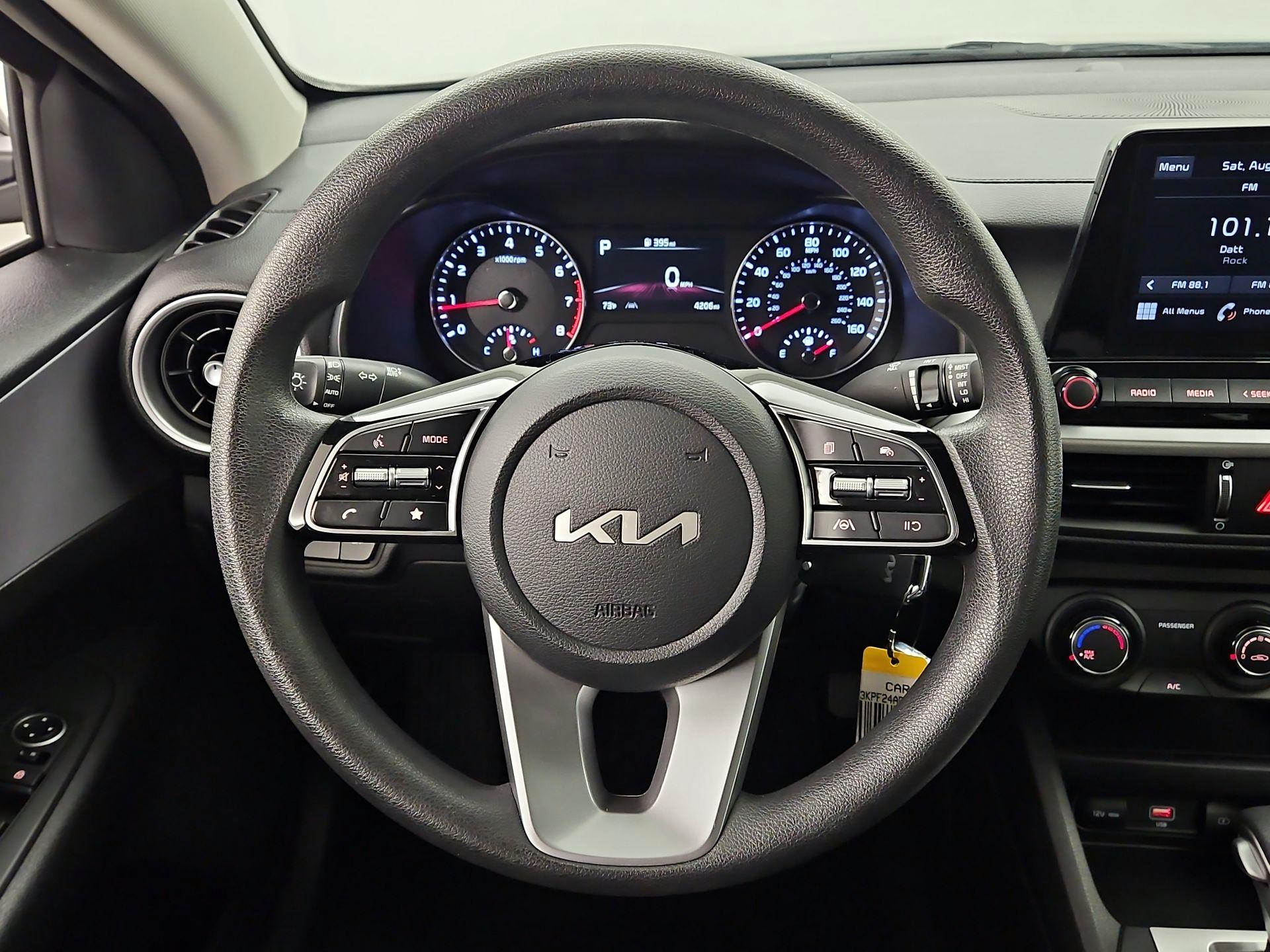 Thumbnail: 2024 Kia Forte - 10