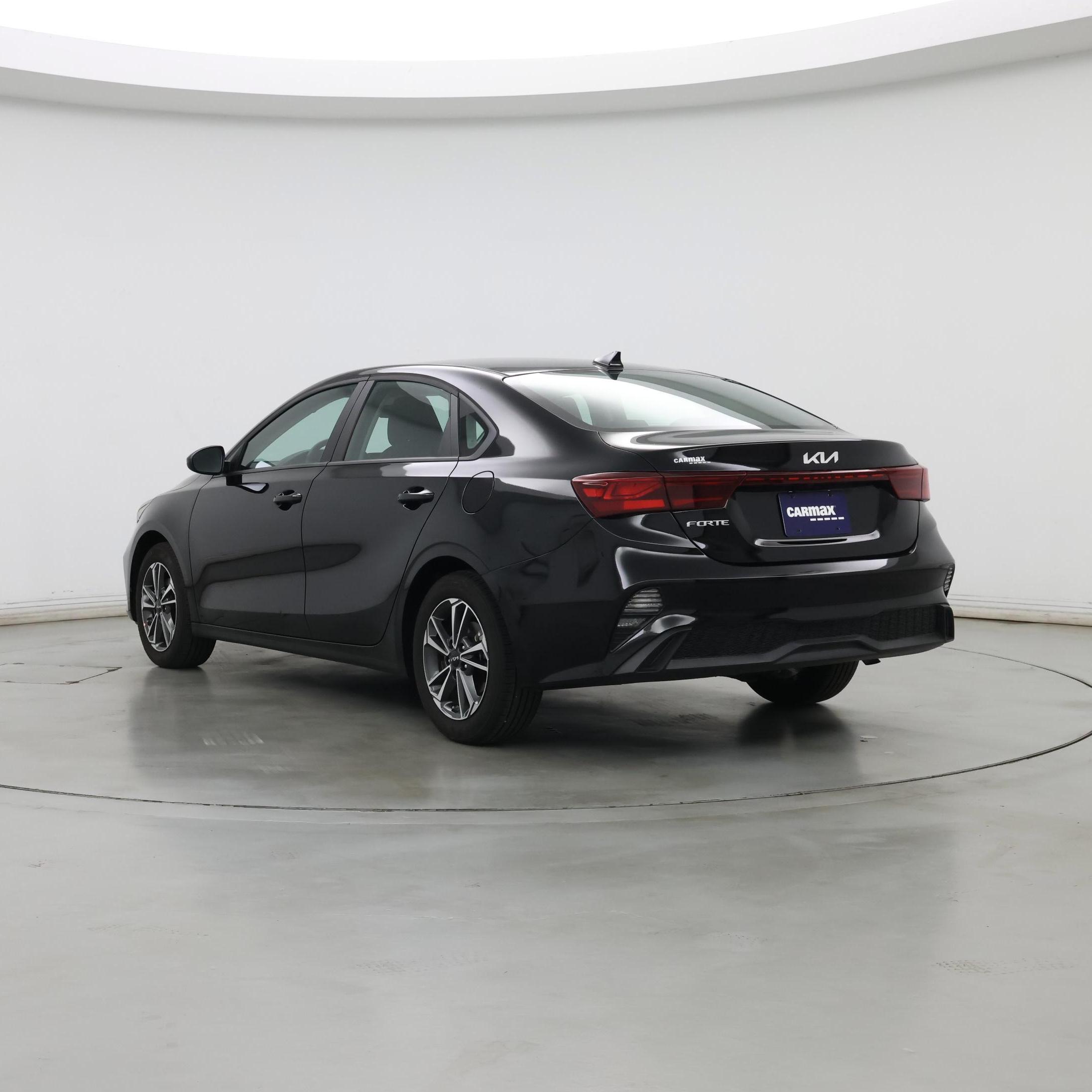 Thumbnail: 2024 Kia Forte - 2