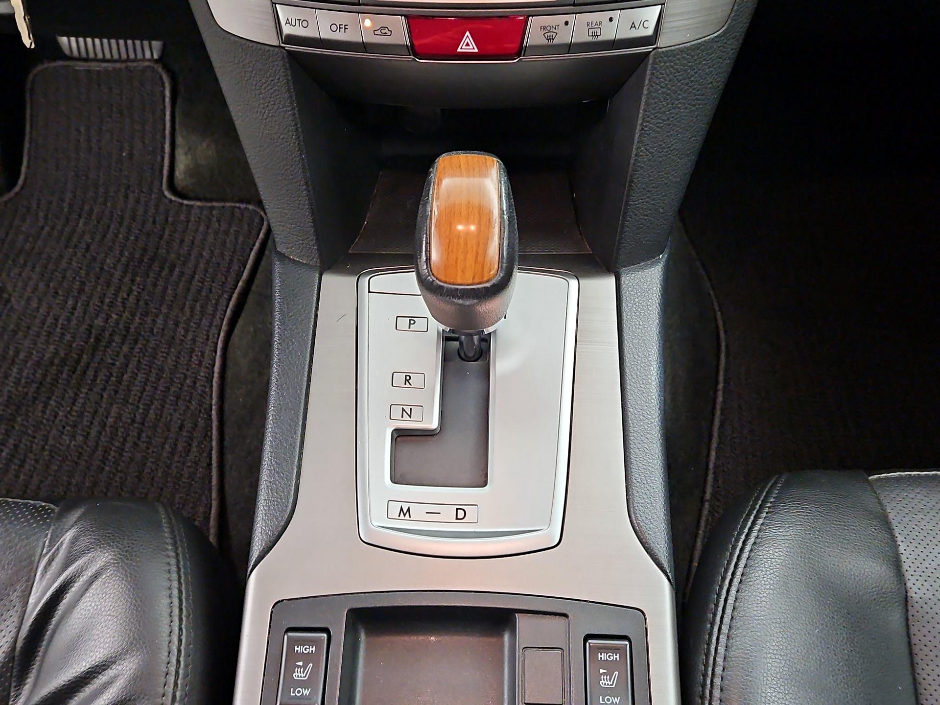 Thumbnail: 2013 Subaru Outback - 17