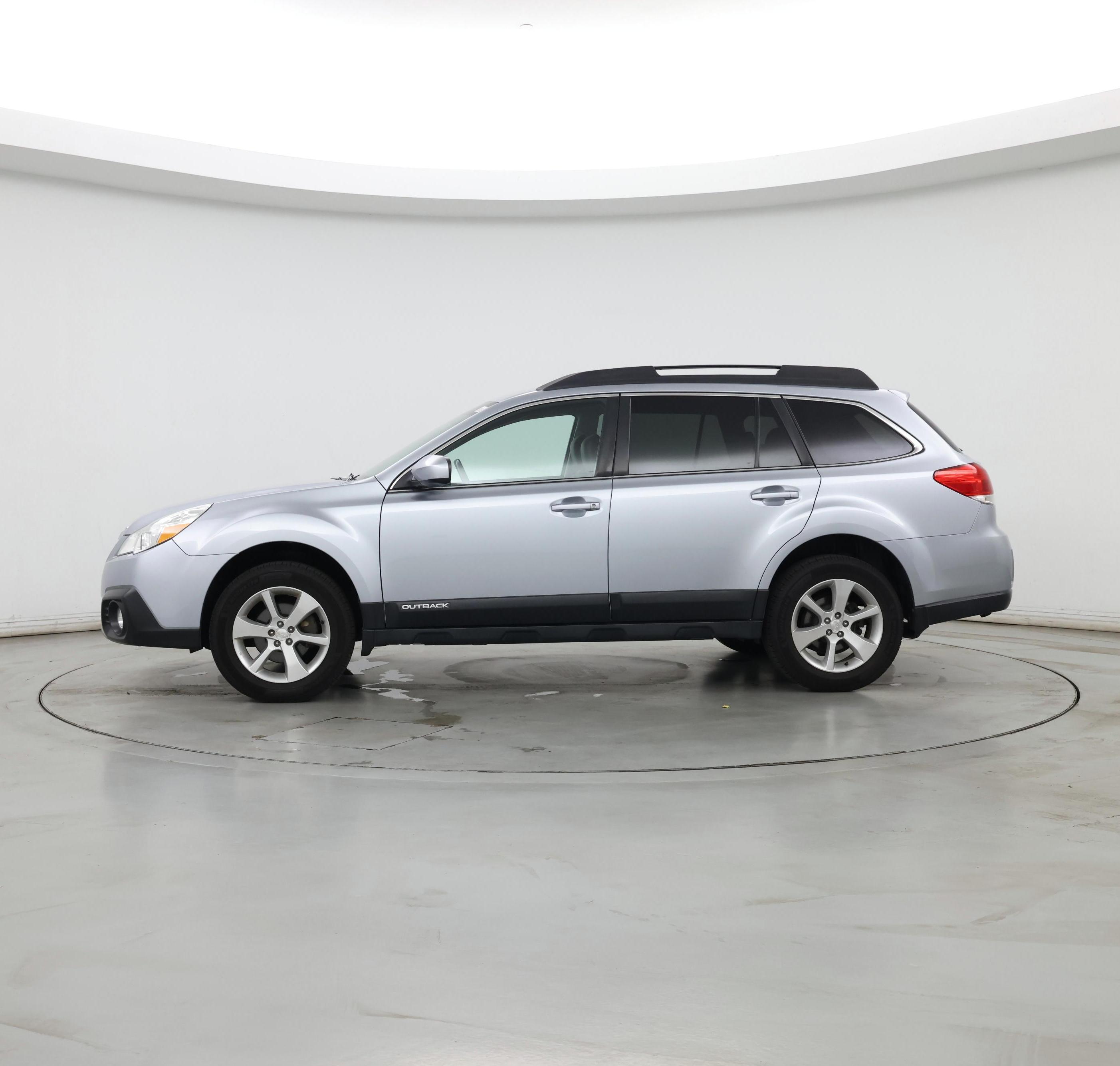 Thumbnail: 2013 Subaru Outback - 3