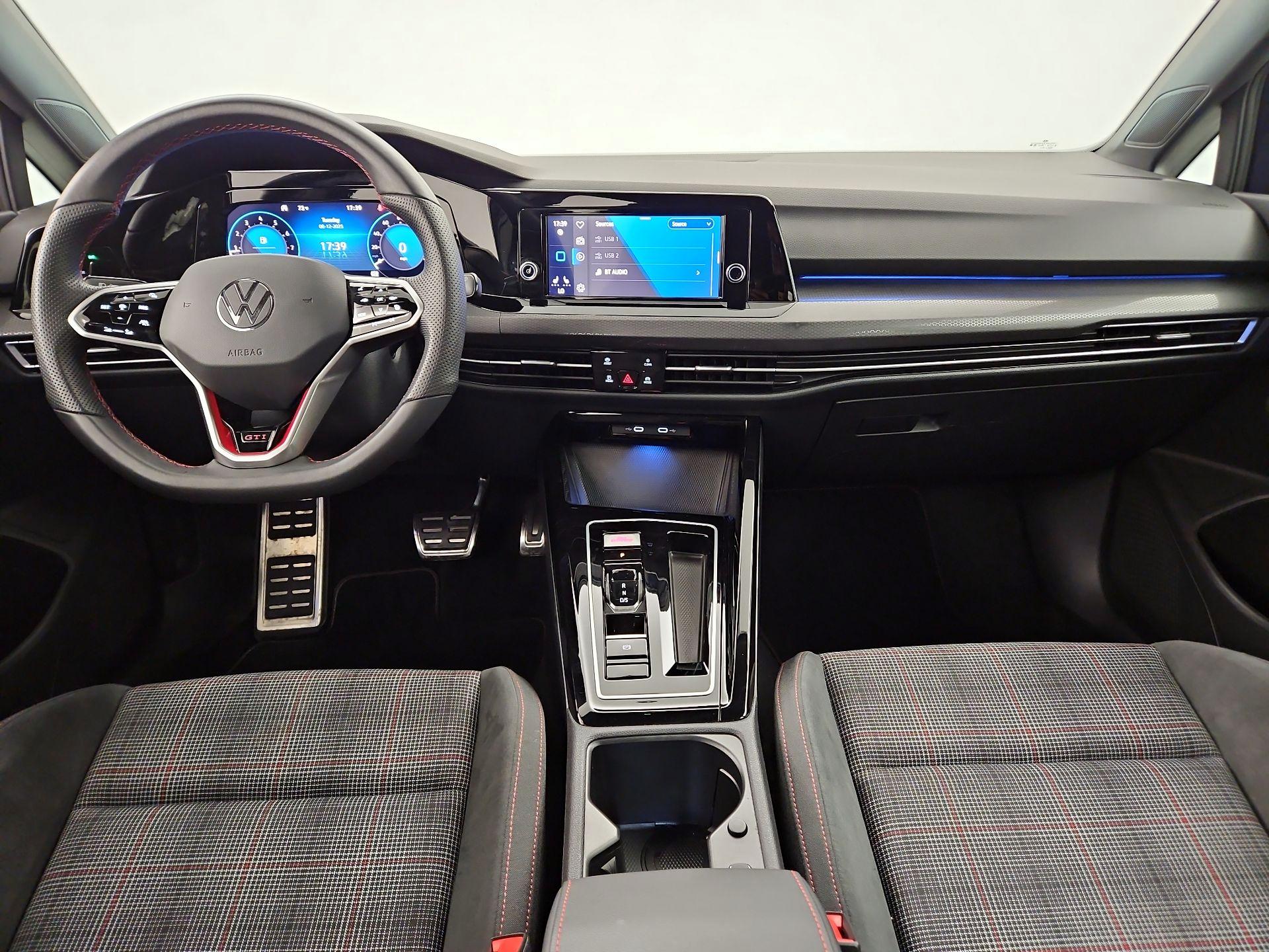 Thumbnail: 2024 Volkswagen Golf - 9