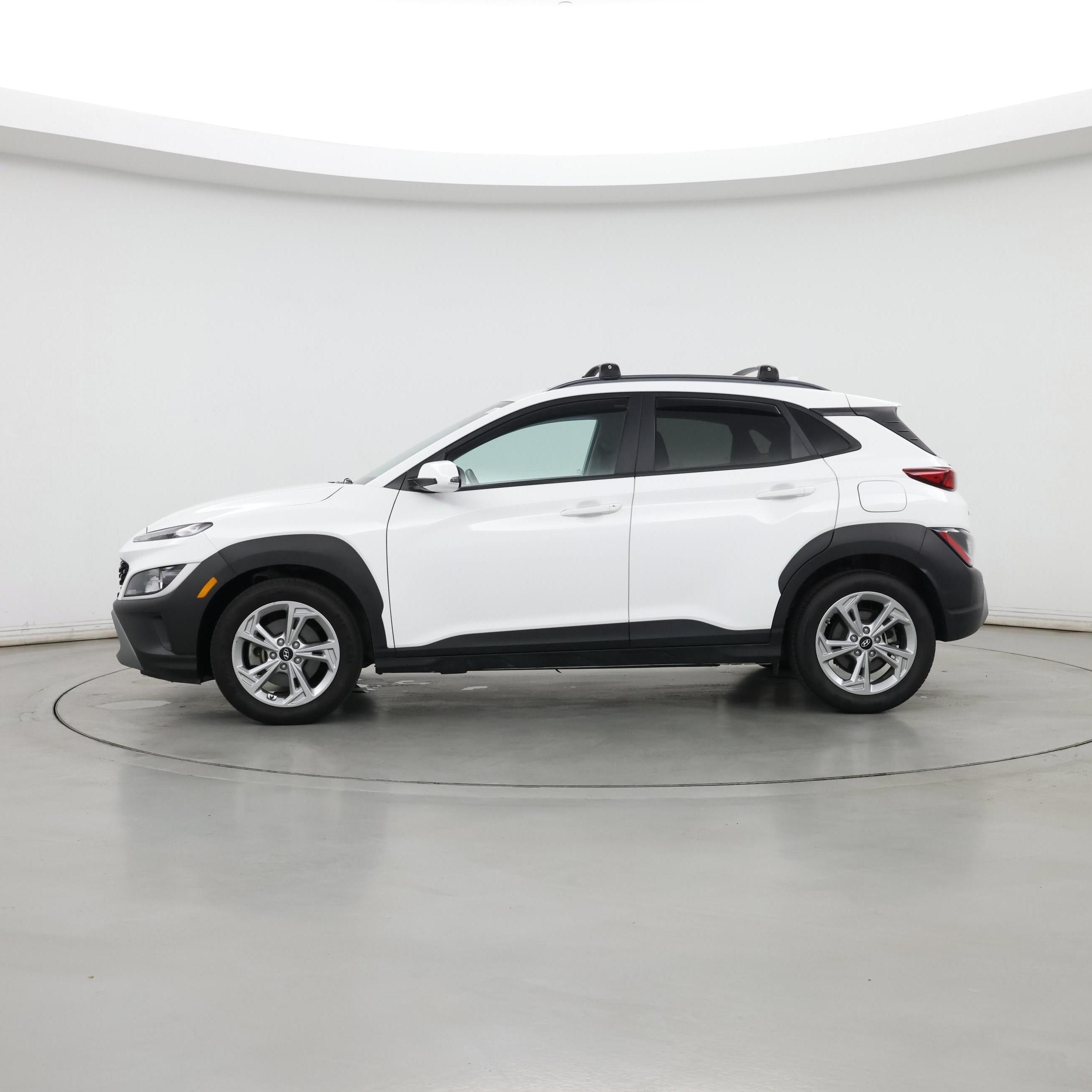 Thumbnail: 2022 Hyundai Kona - 3