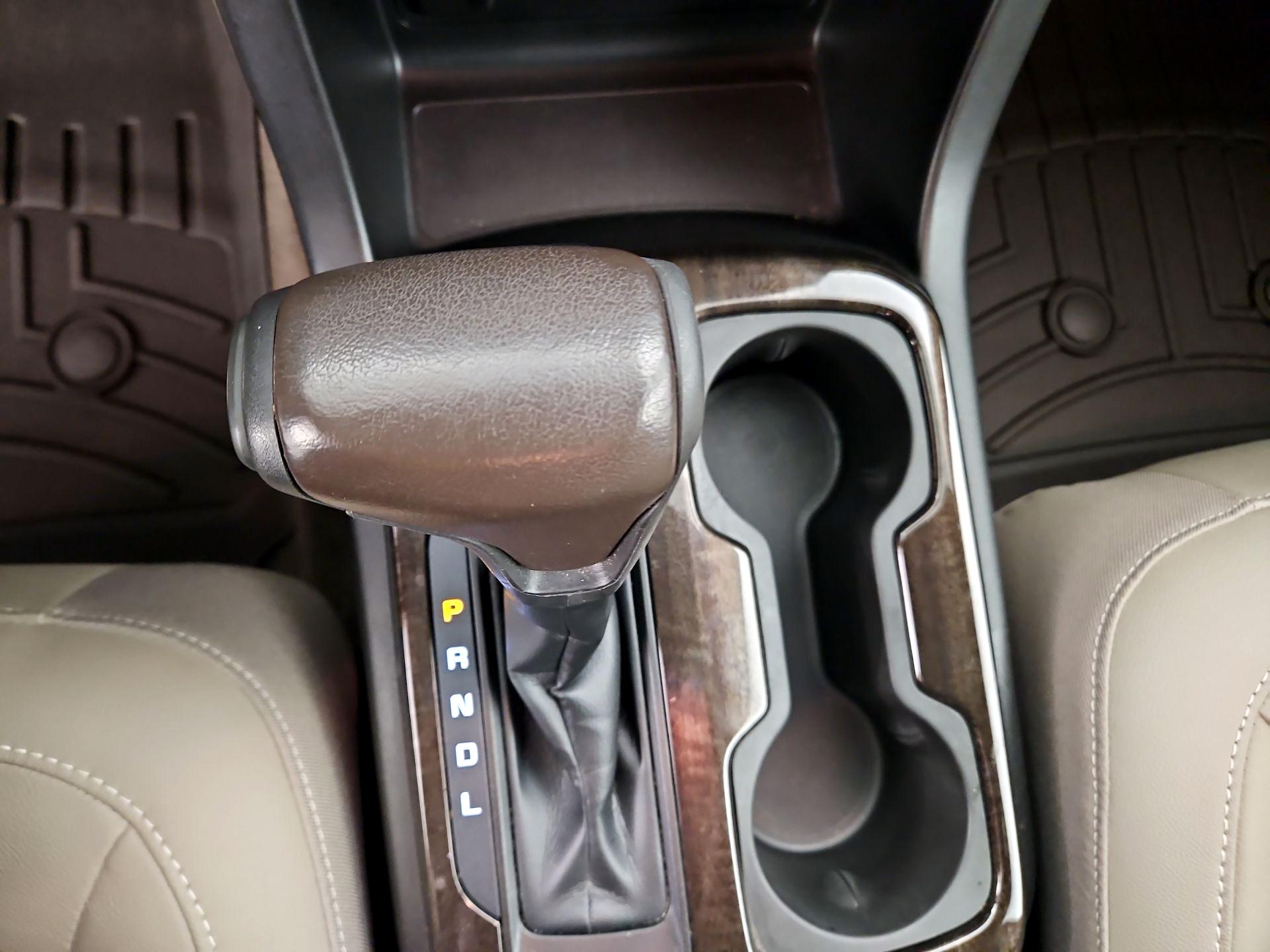 Thumbnail: 2018 GMC Canyon - 17