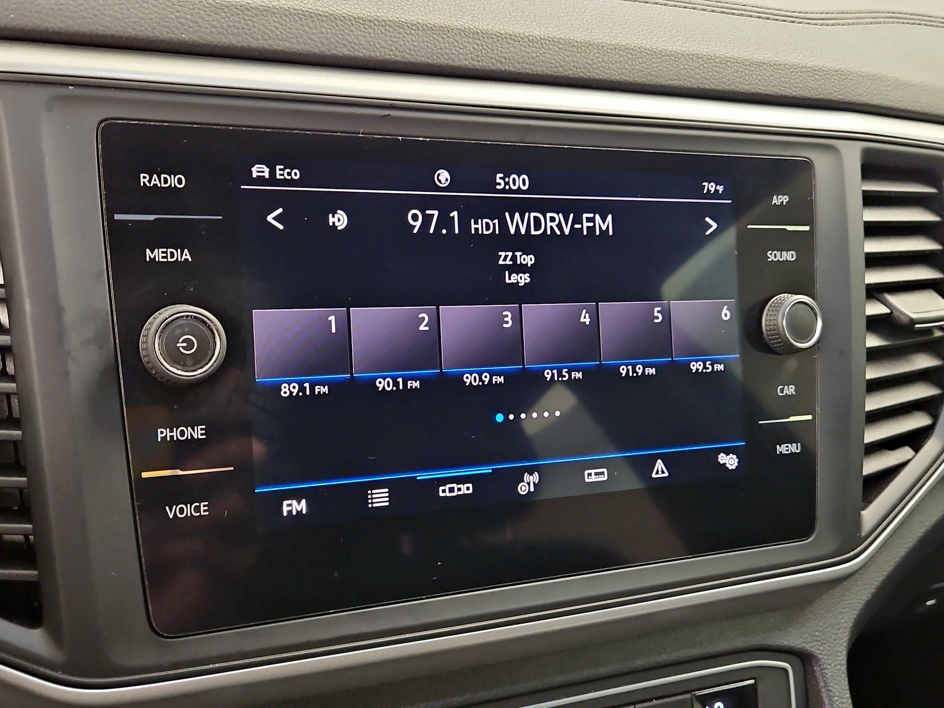 Thumbnail: 2021 Volkswagen Atlas - 15